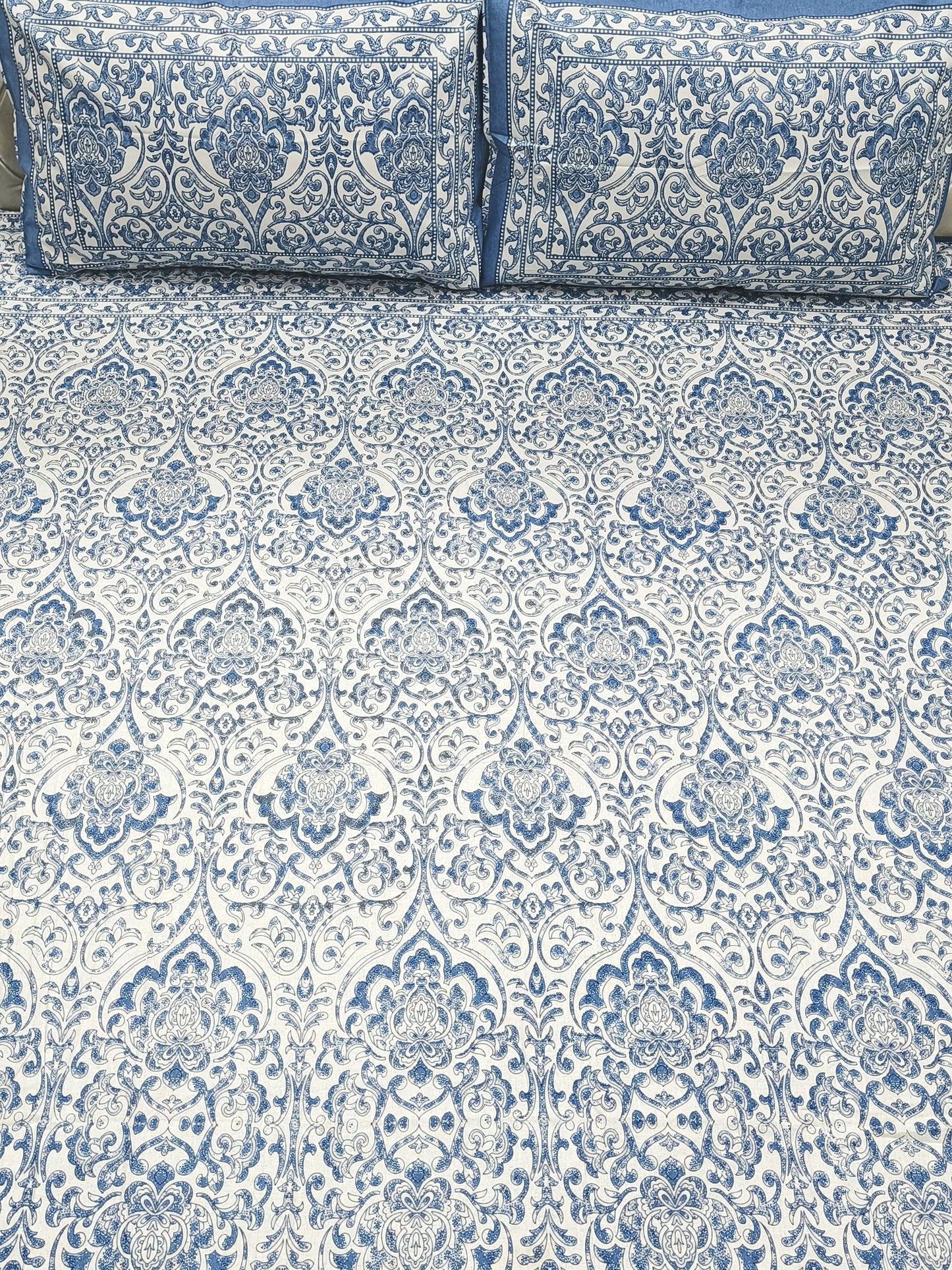 FRESH ARRIVALS Gulbahaar King Size Bedsheets