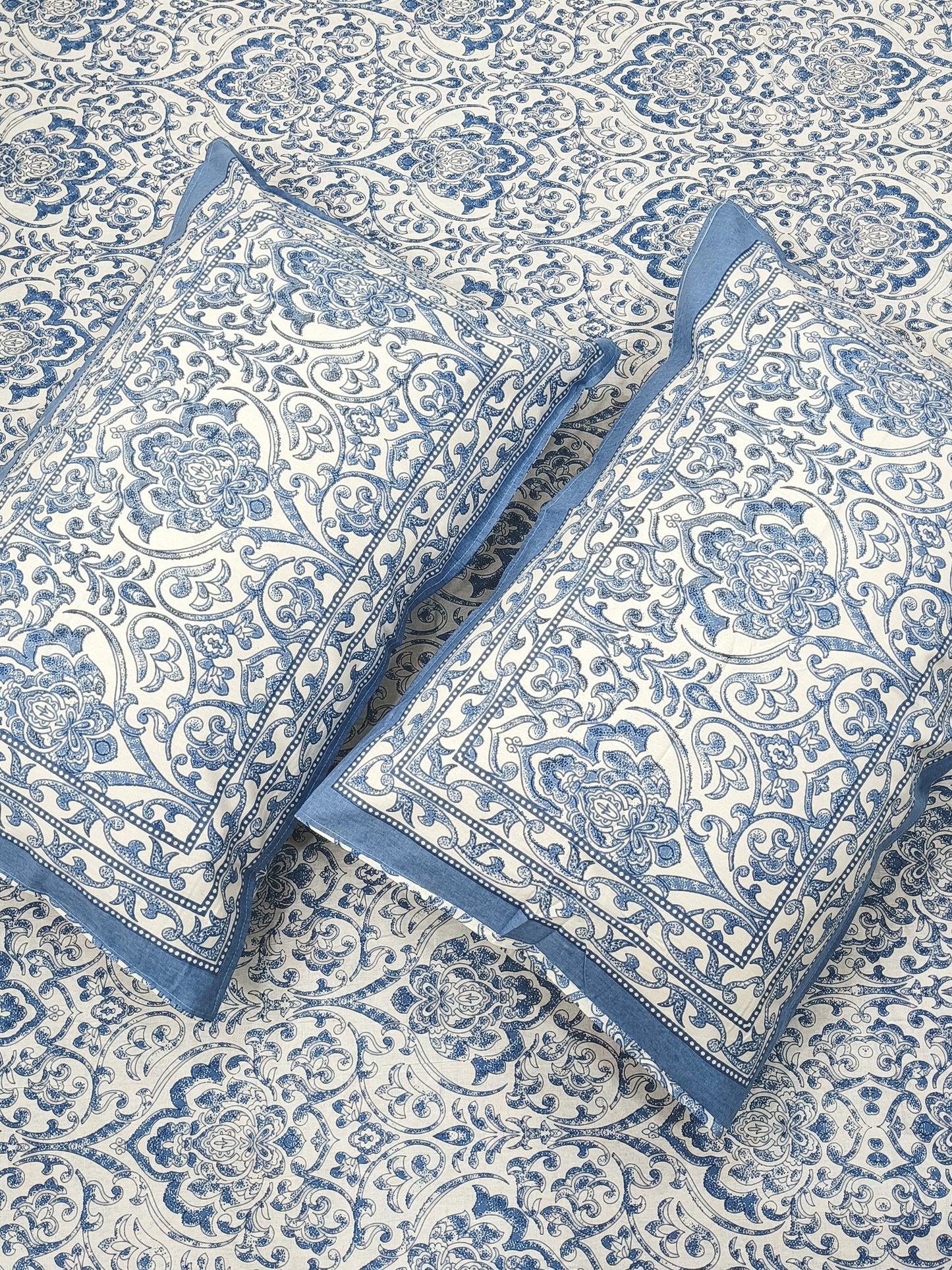 FRESH ARRIVALS Gulbahaar King Size Bedsheets
