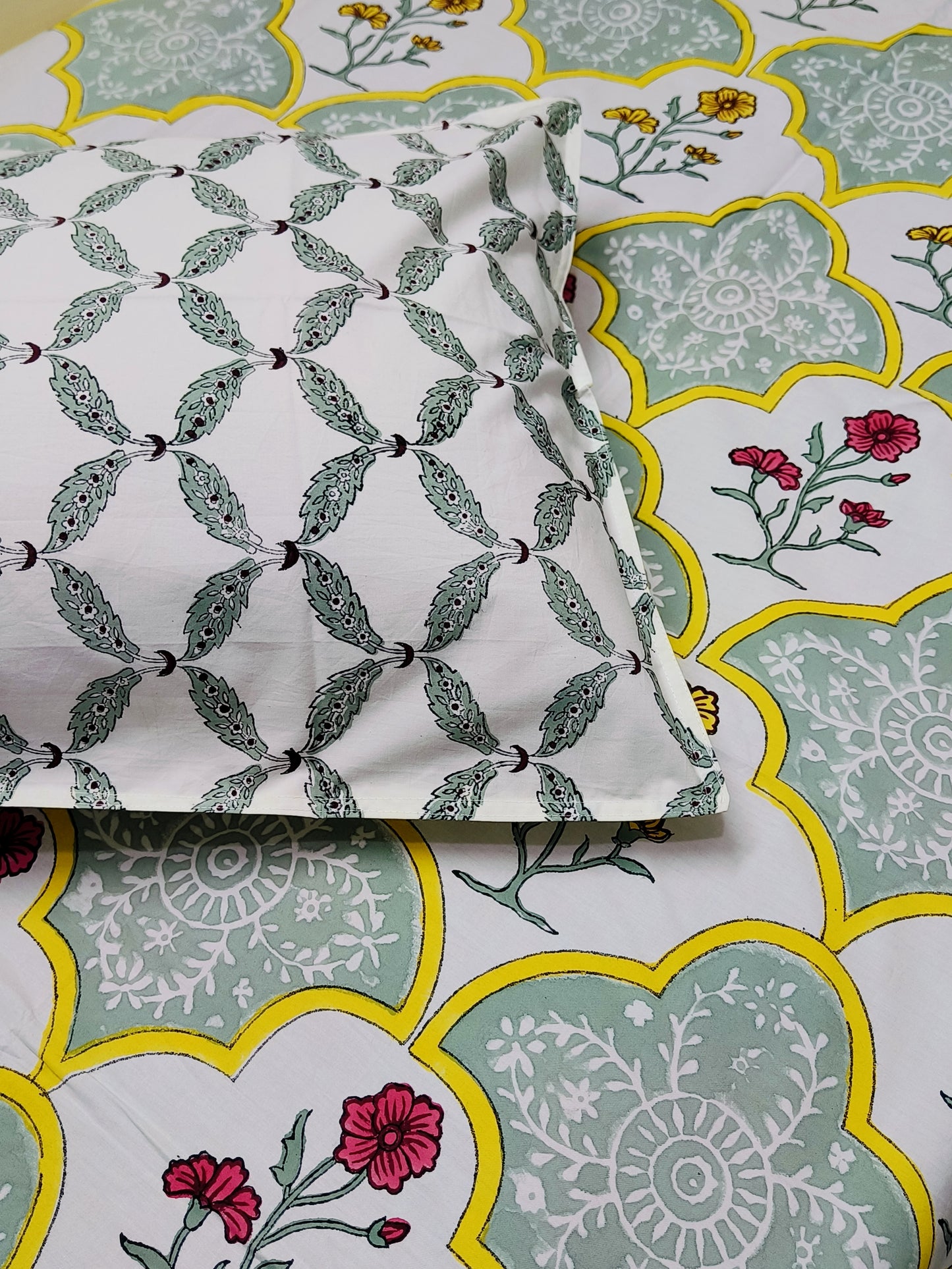 Twin Bedsheets/Single Bedsheets