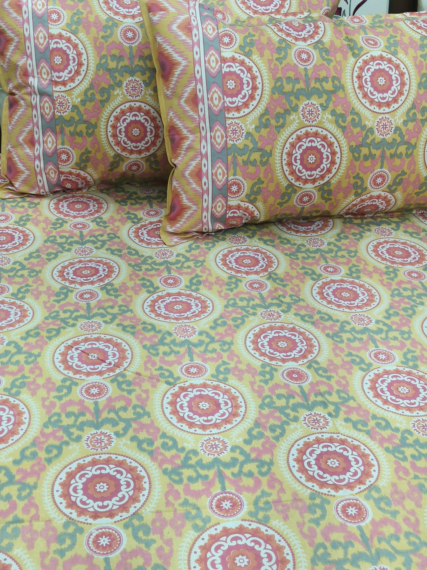 Gulbahaar King Size Bedsheets