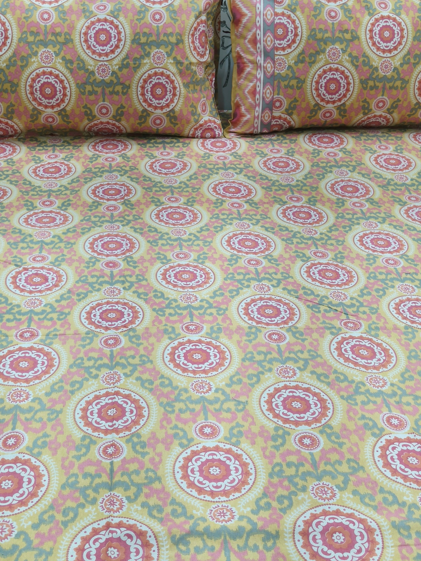 Gulbahaar King Size Bedsheets