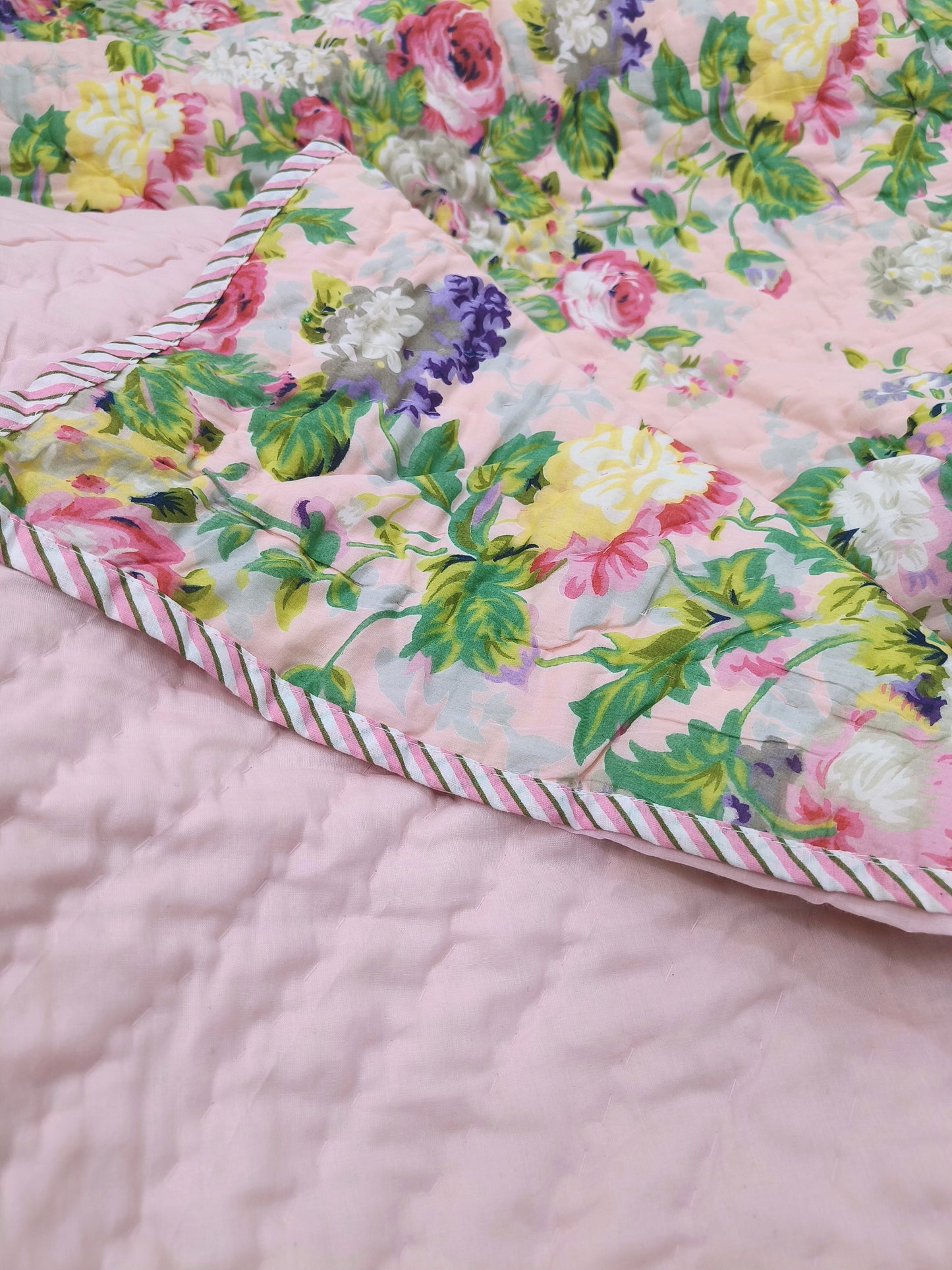 Pink Floral Single Bed Quilts