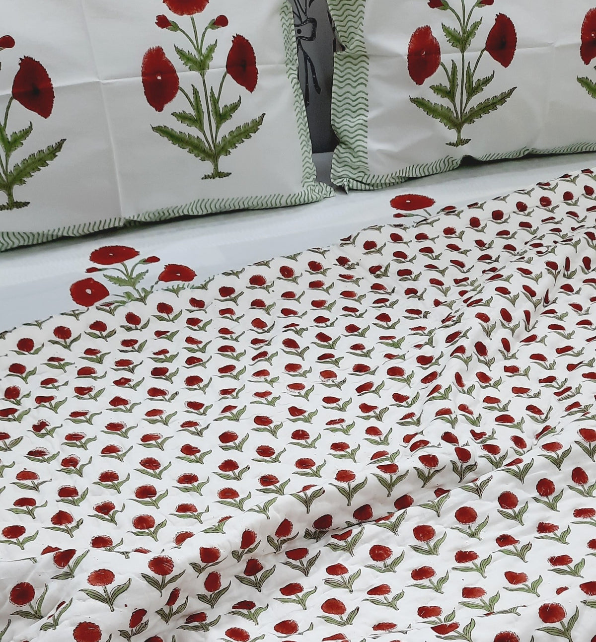 Bedding Sets with Quilts