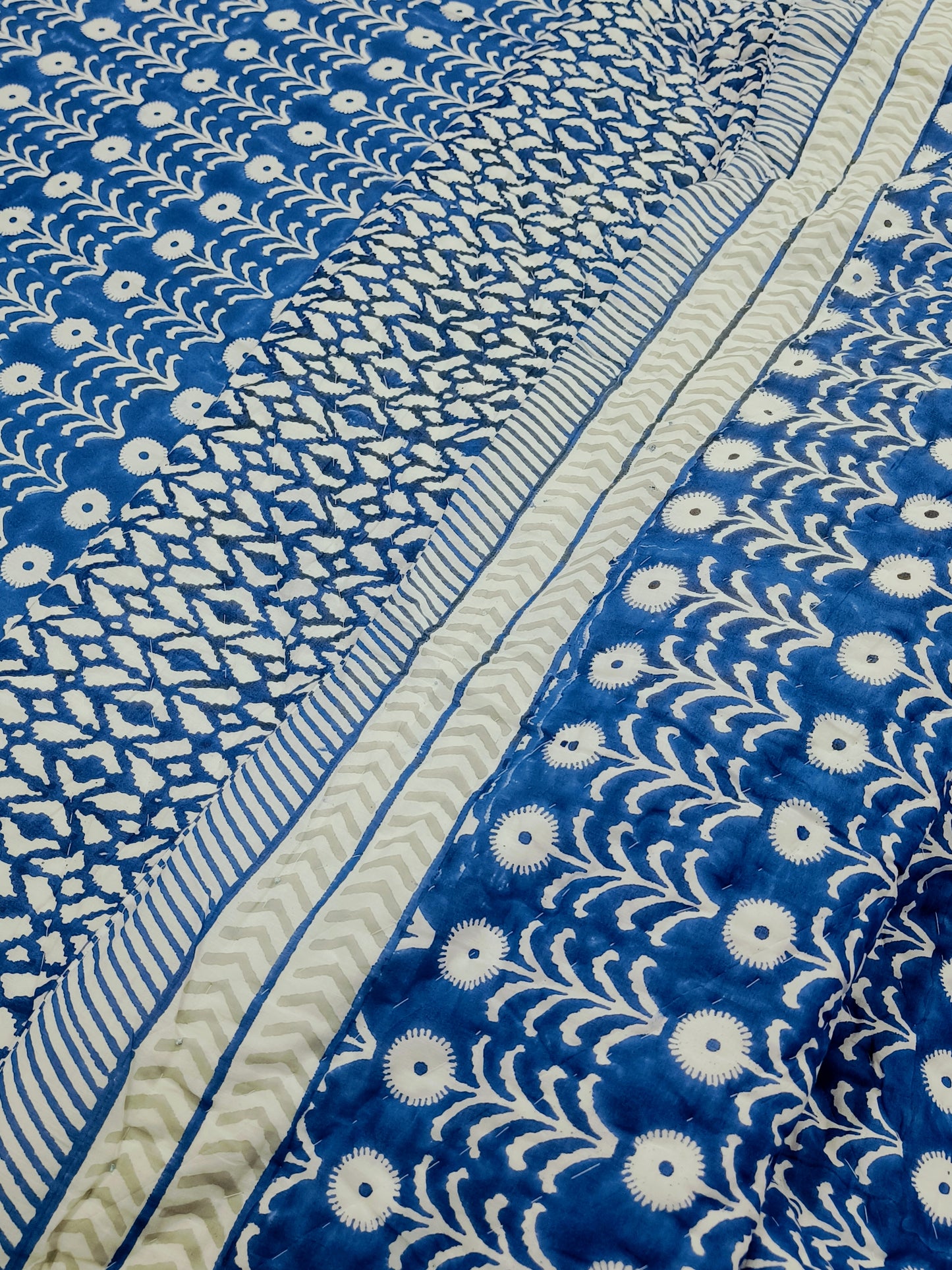 Bedding Sets with Quilts