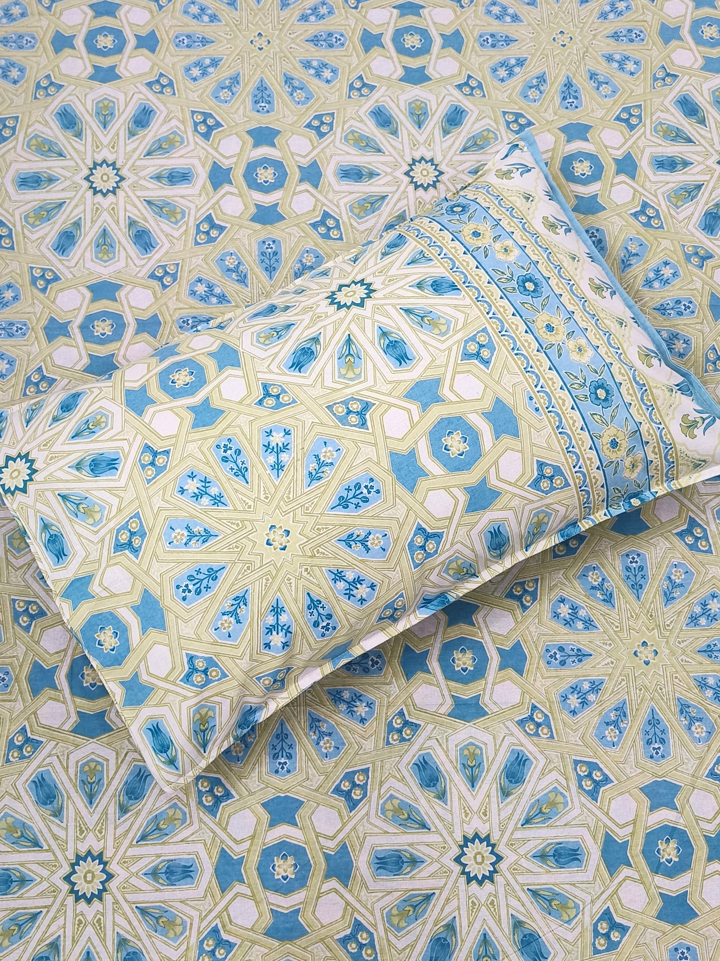 FRESH ARRIVALS Gulbahaar King Size Bedsheets