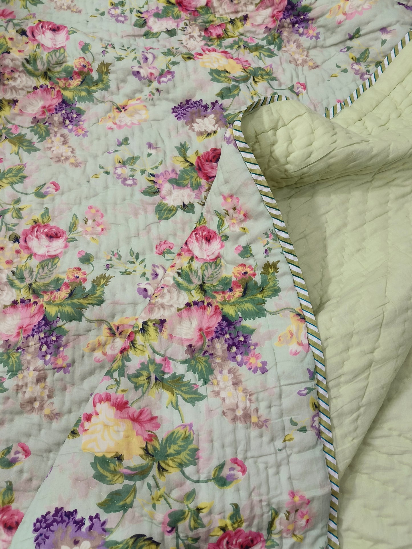 Green Floral Single Bed Quilts