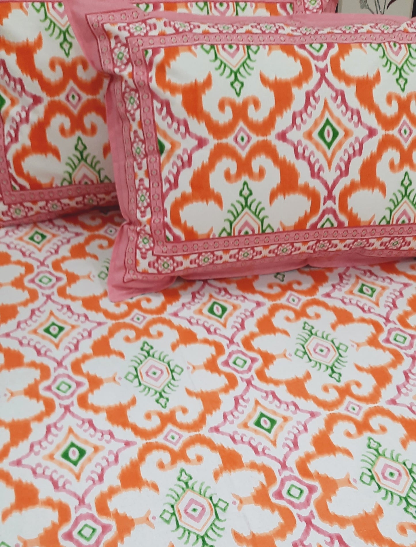 Floral Sadabahaar Bedsheets(Dispatch Time 24 Hours)
