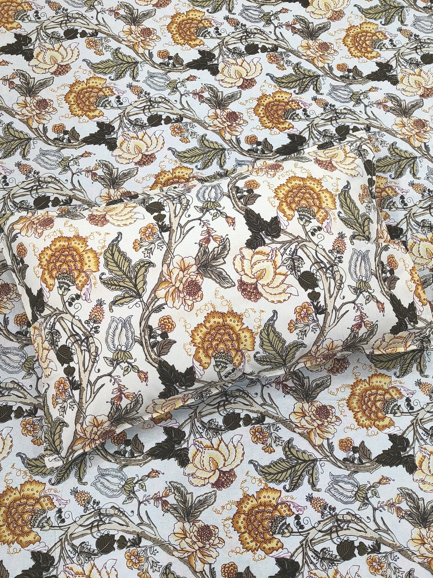 FRESH ARRIVALS Gulbahaar King Size Bedsheets