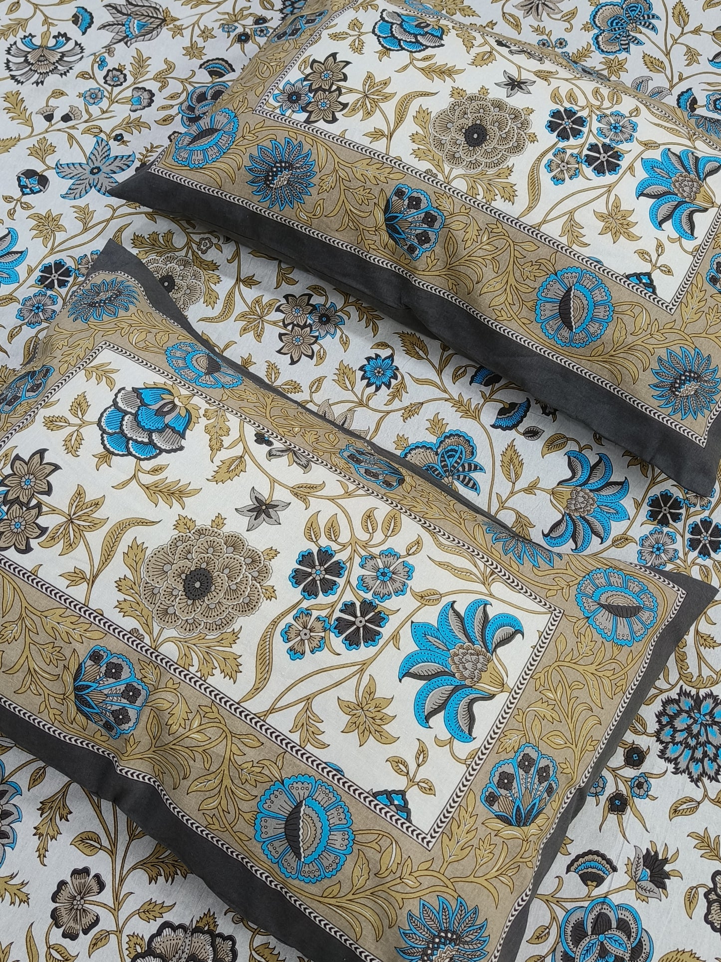 FRESH ARRIVALS Gulbahaar King Size Bedsheets(Dispatch Time 24 Hours)