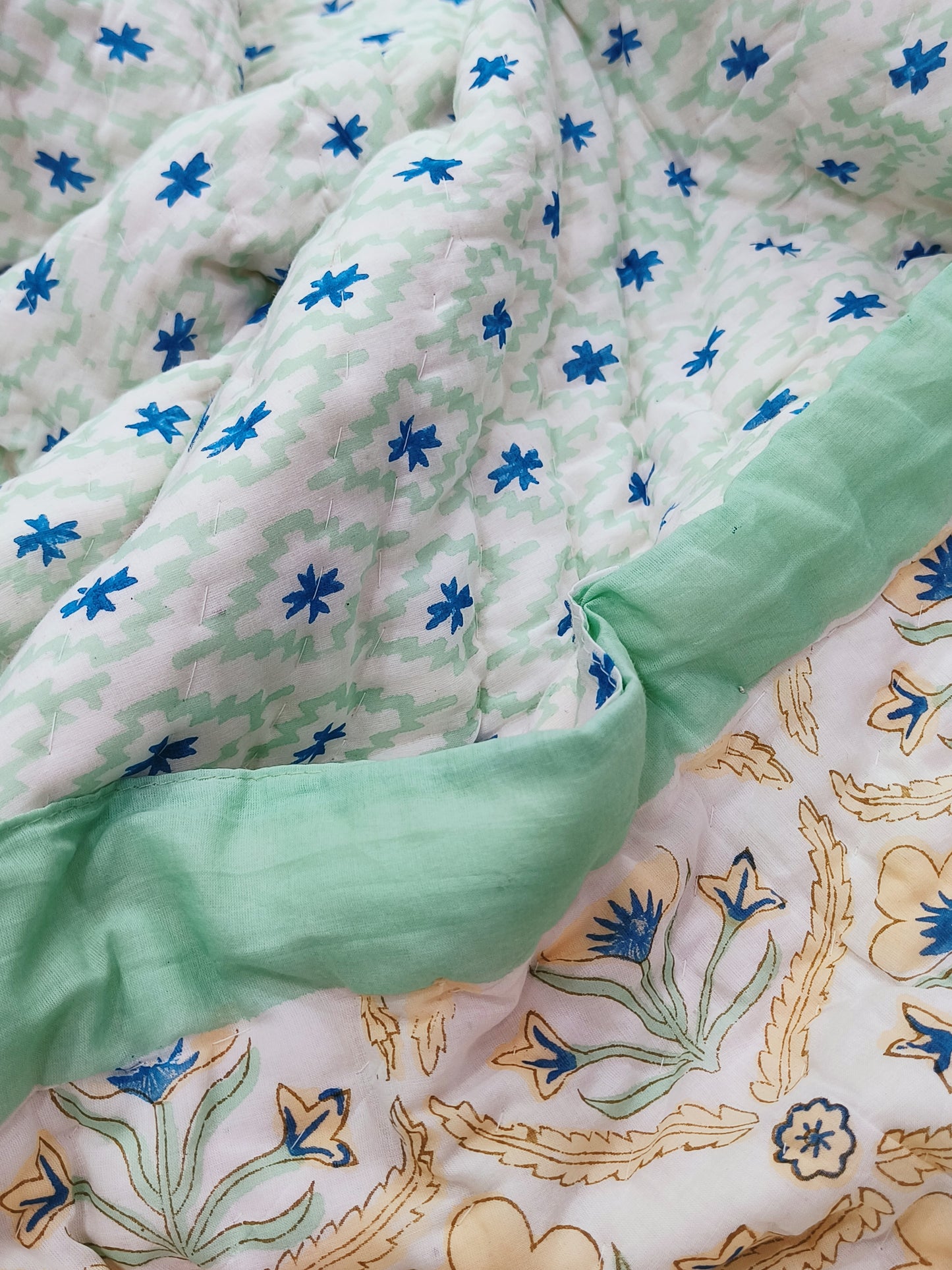 FRESH ARRIVAL Single Bed Quilts