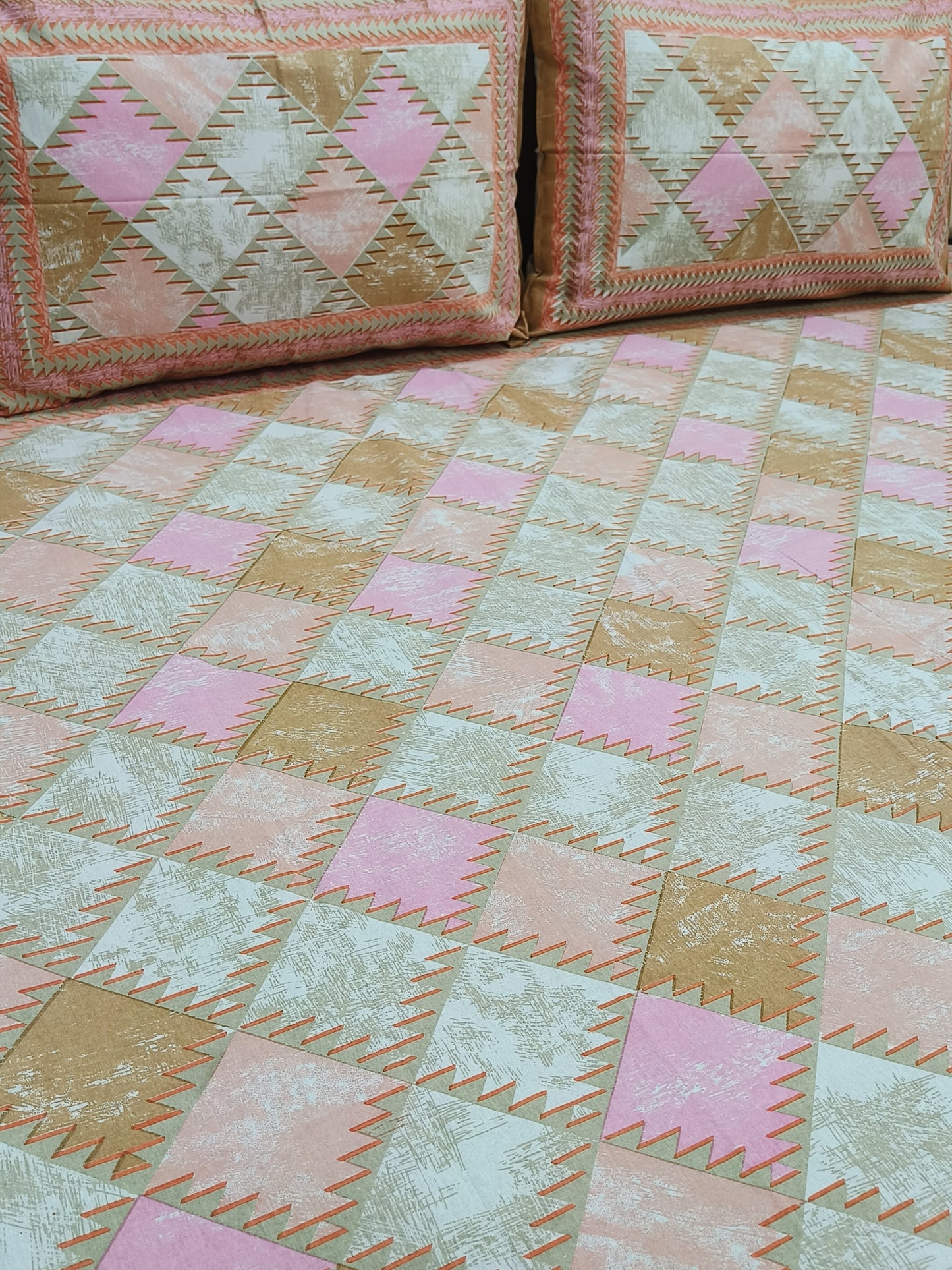 FRESH ARRIVALS Gulbahaar King Size Bedsheets