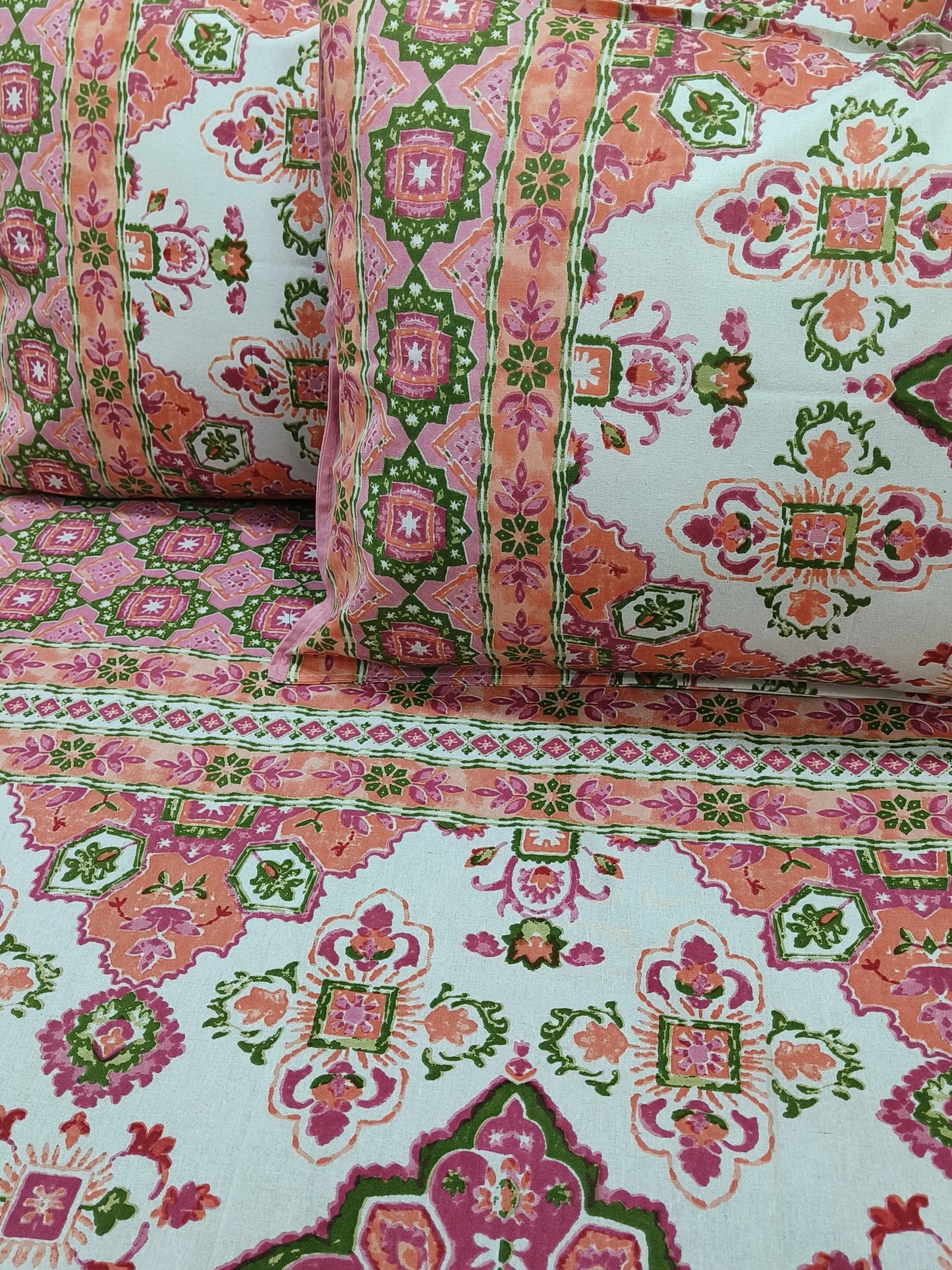 FRESH ARRIVALS Gulbahaar King Size Bedsheets