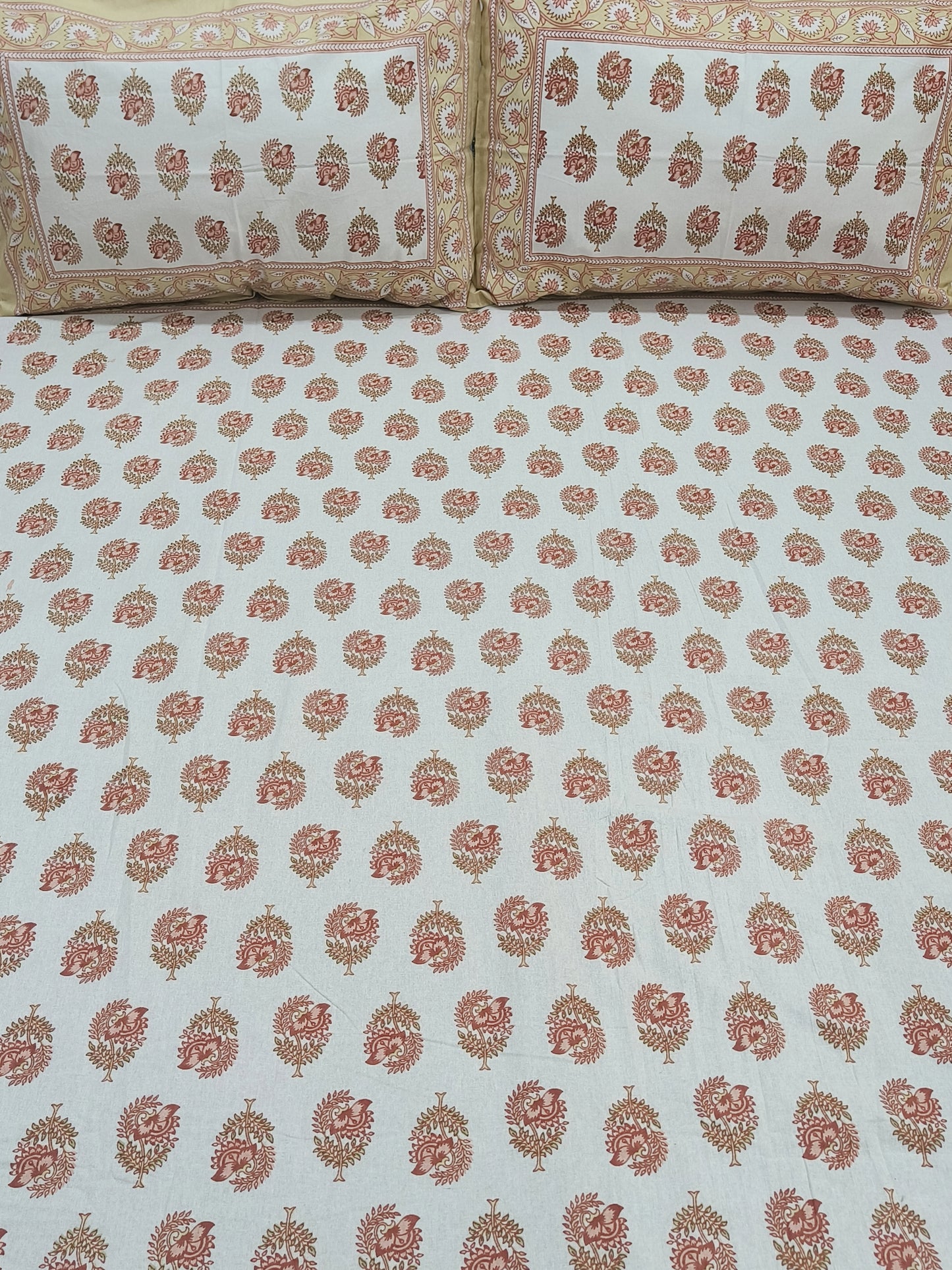 FRESH ARRIVALS Gulbahaar King Size Bedsheets
