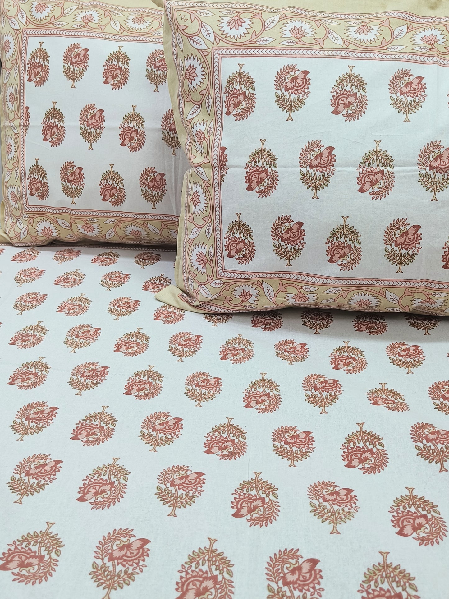 FRESH ARRIVALS Gulbahaar King Size Bedsheets