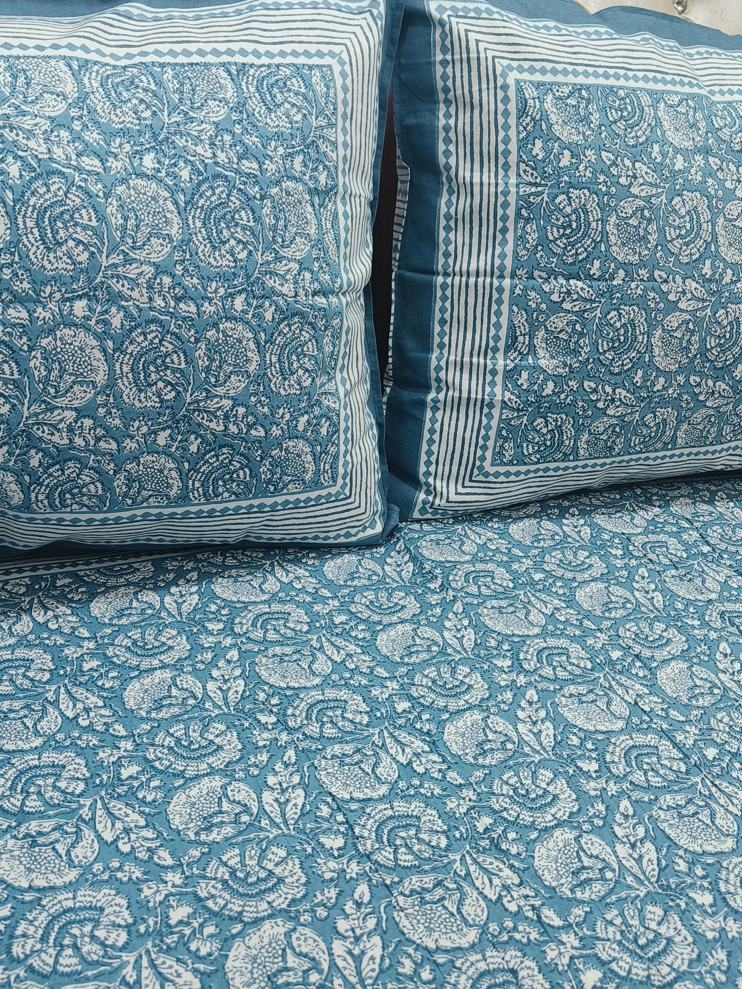 FRESH ARRIVALS Gulbahaar King Size Bedsheets