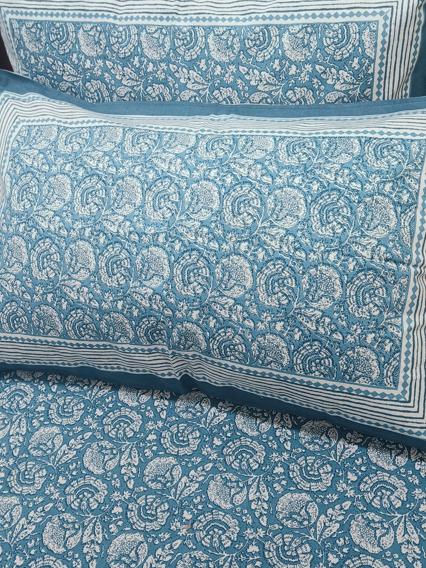 FRESH ARRIVALS Gulbahaar King Size Bedsheets