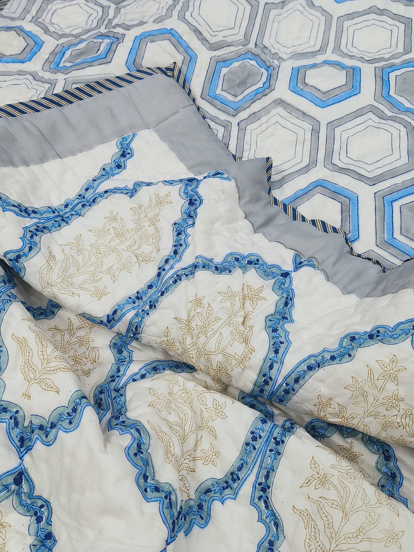 FRESH ARRIVAL Single Bed Quilts