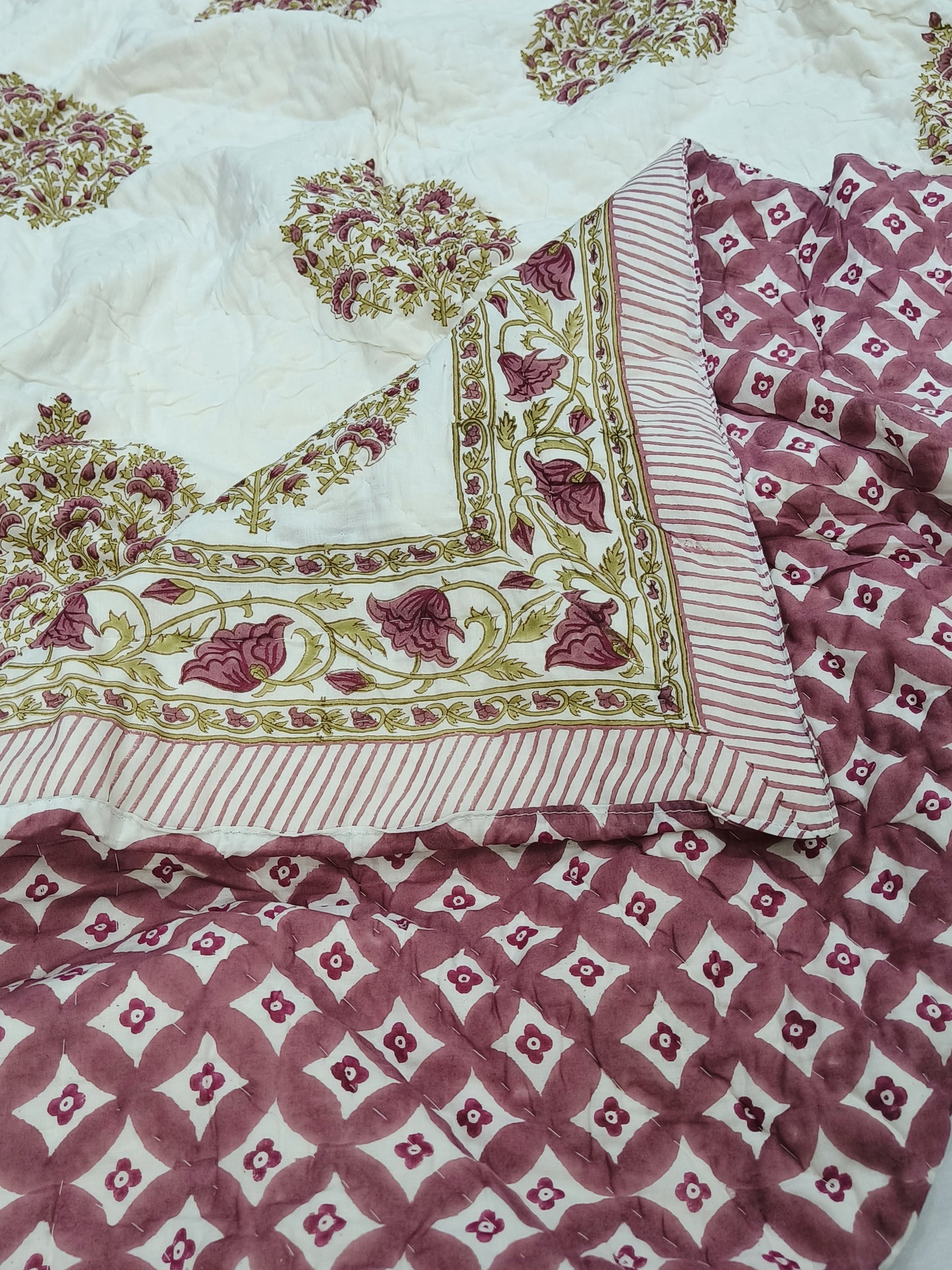 FRESH ARRIVAL Single Bed Quilts