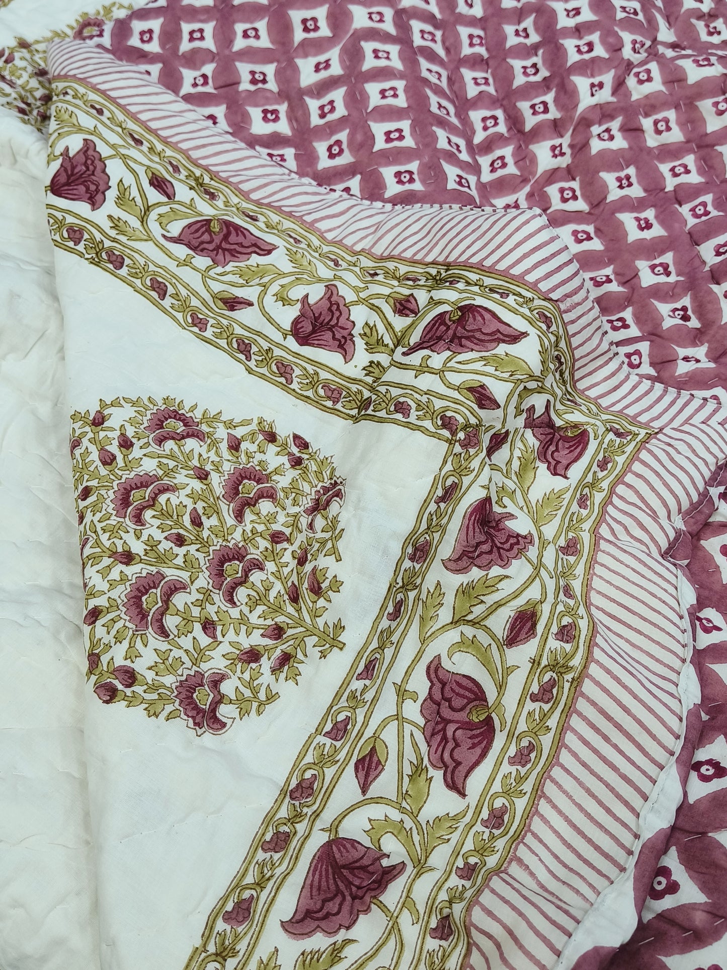 FRESH ARRIVAL Single Bed Quilts