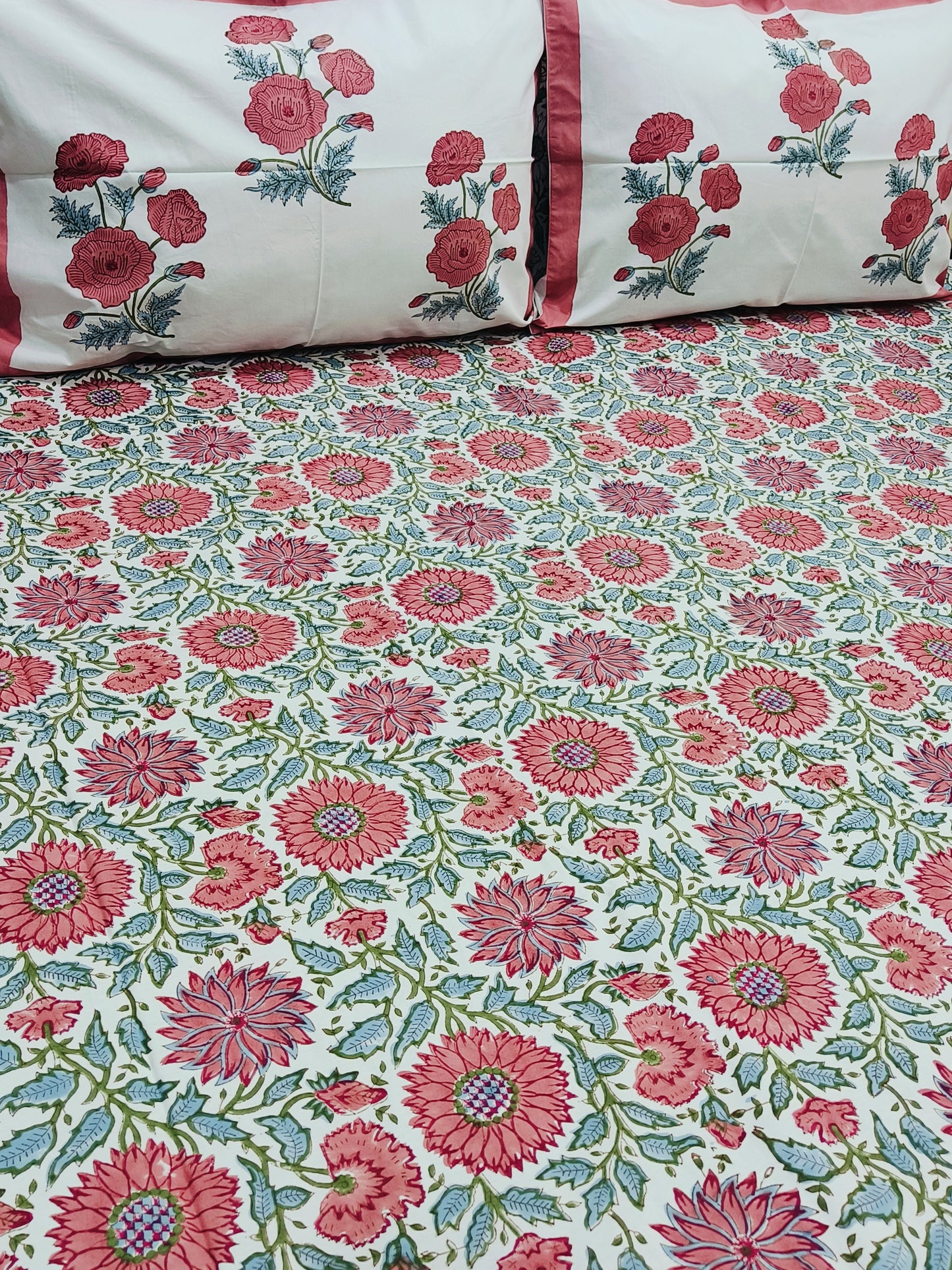 FRESH ARRIVAL Handblock Printed Premium Bedsheets(Dispatch Time 24 Hours)