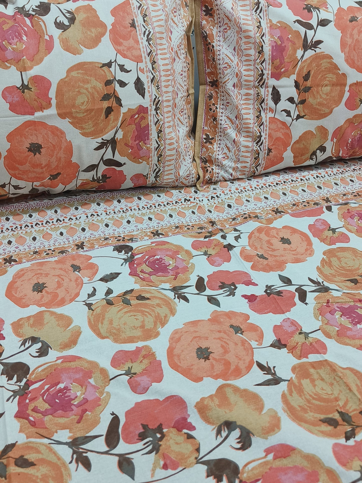 FRESH ARRIVALS Gulbahaar King Size Bedsheets(Dispatch Time 24 Hours)