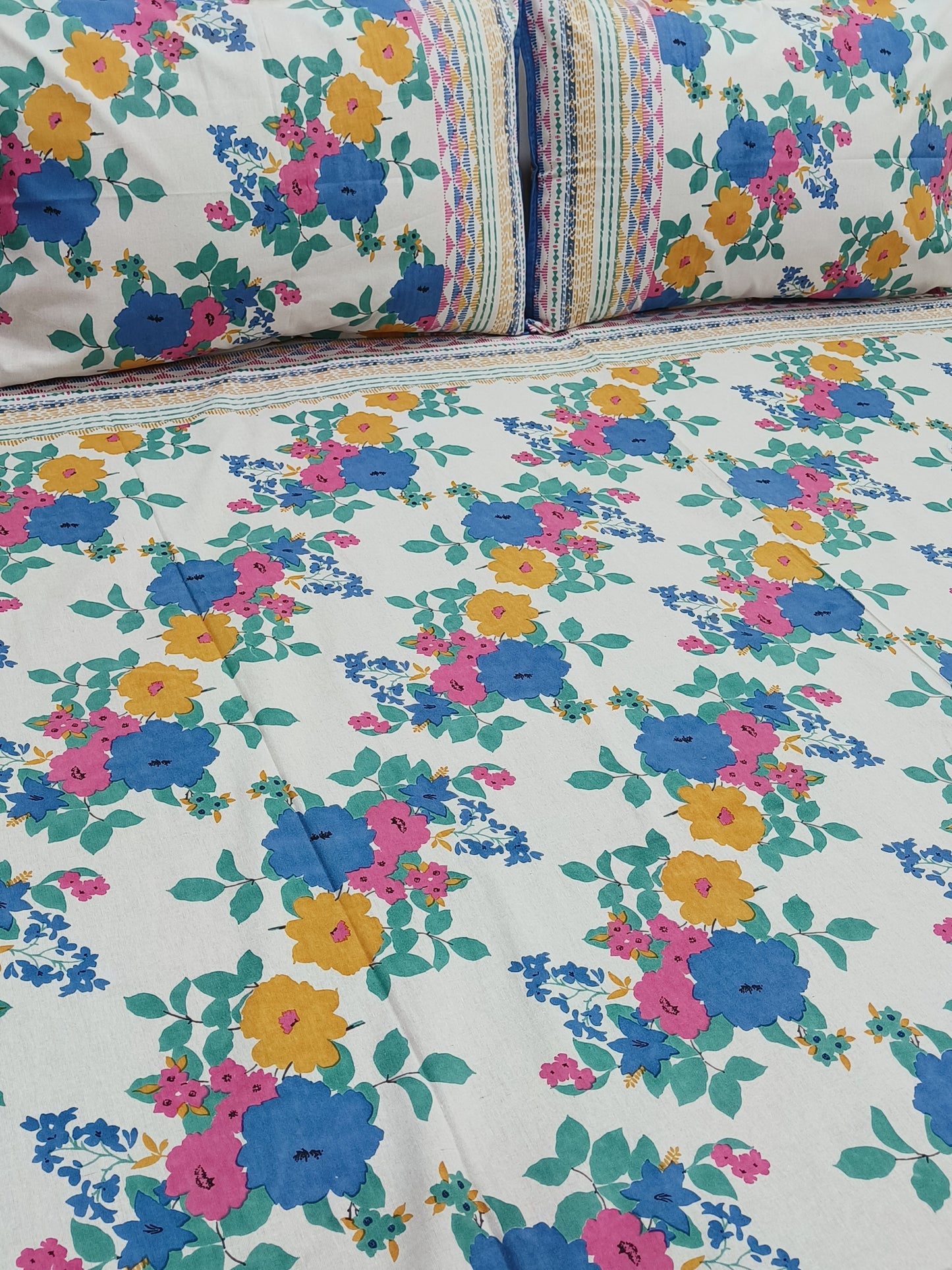FRESH ARRIVAL! Floral Sadabahaar Bedsheets(Dispatch Time 24 Hours)