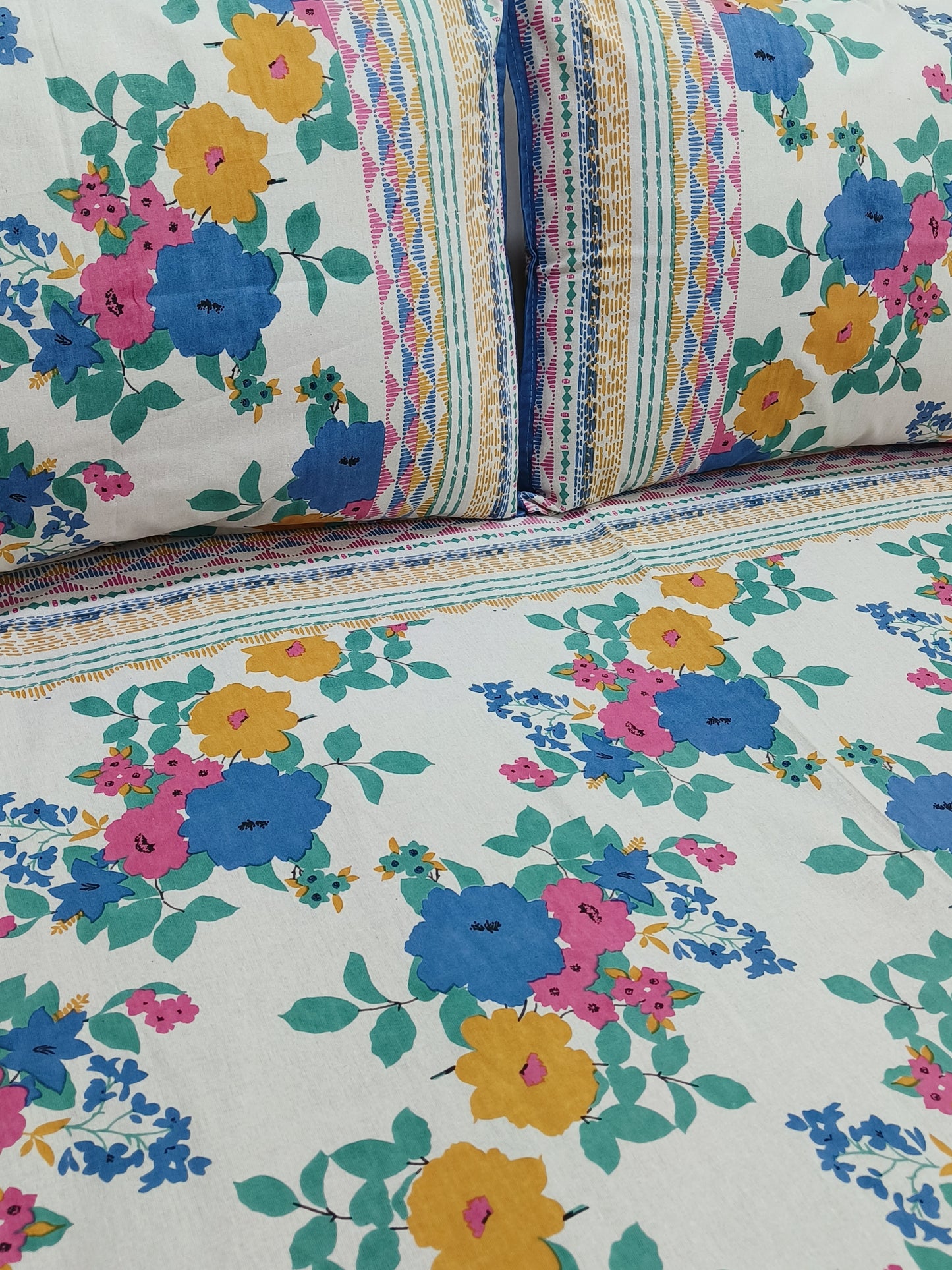 FRESH ARRIVAL! Floral Sadabahaar Bedsheets(Dispatch Time 24 Hours)