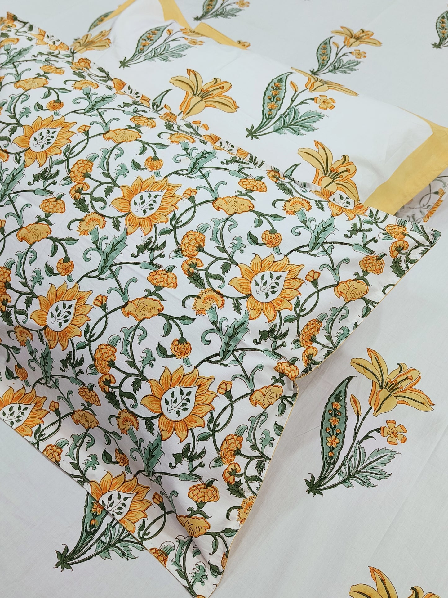 FRESH ARRIVAL Handblock Printed Premium Bedsheets(Dispatch Time 24 Hours)