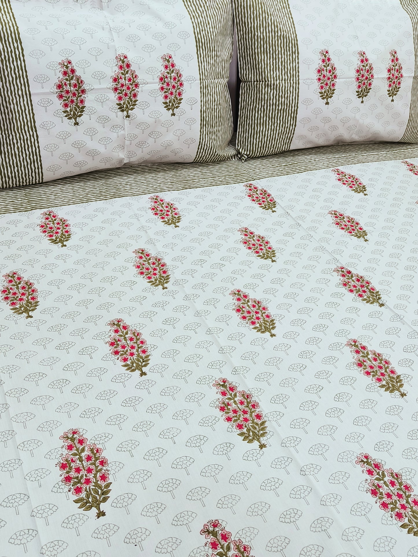 FRESH ARRIVAL Handblock Printed Premium Bedsheets(Dispatch Time 24 Hours)