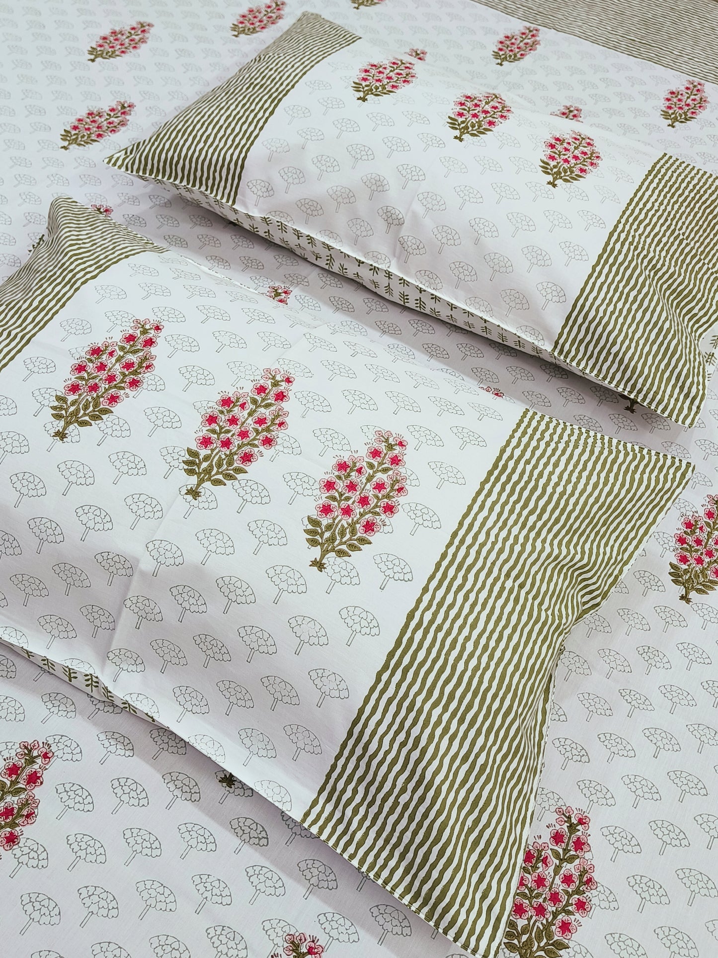 FRESH ARRIVAL Handblock Printed Premium Bedsheets(Dispatch Time 24 Hours)