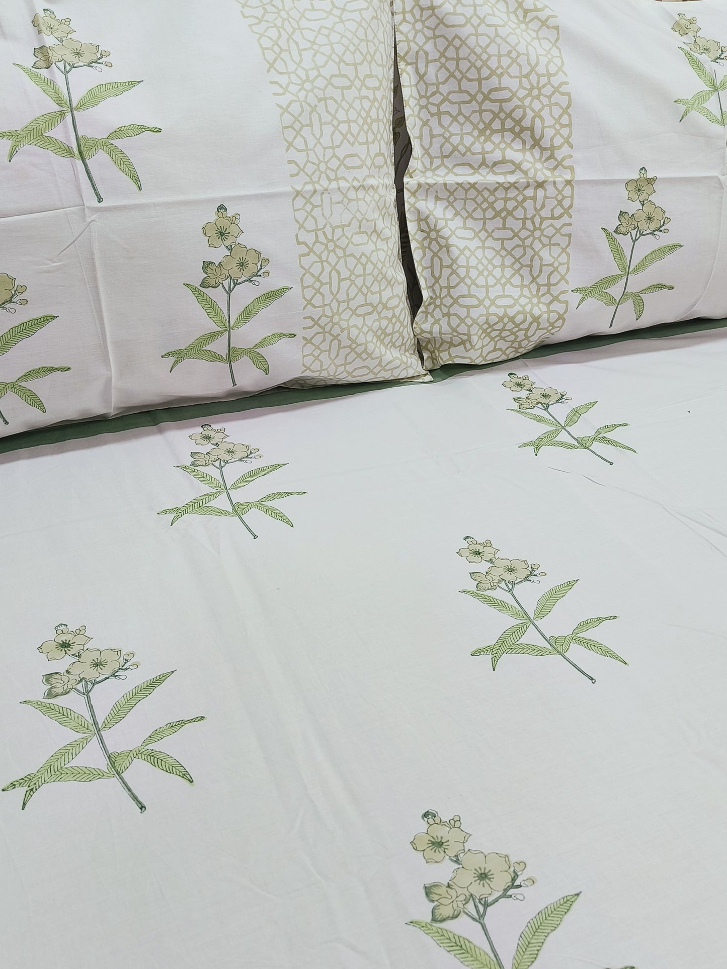 FRESH ARRIVAL Handblock Printed Premium Bedsheets(Dispatch Time 24 Hours)