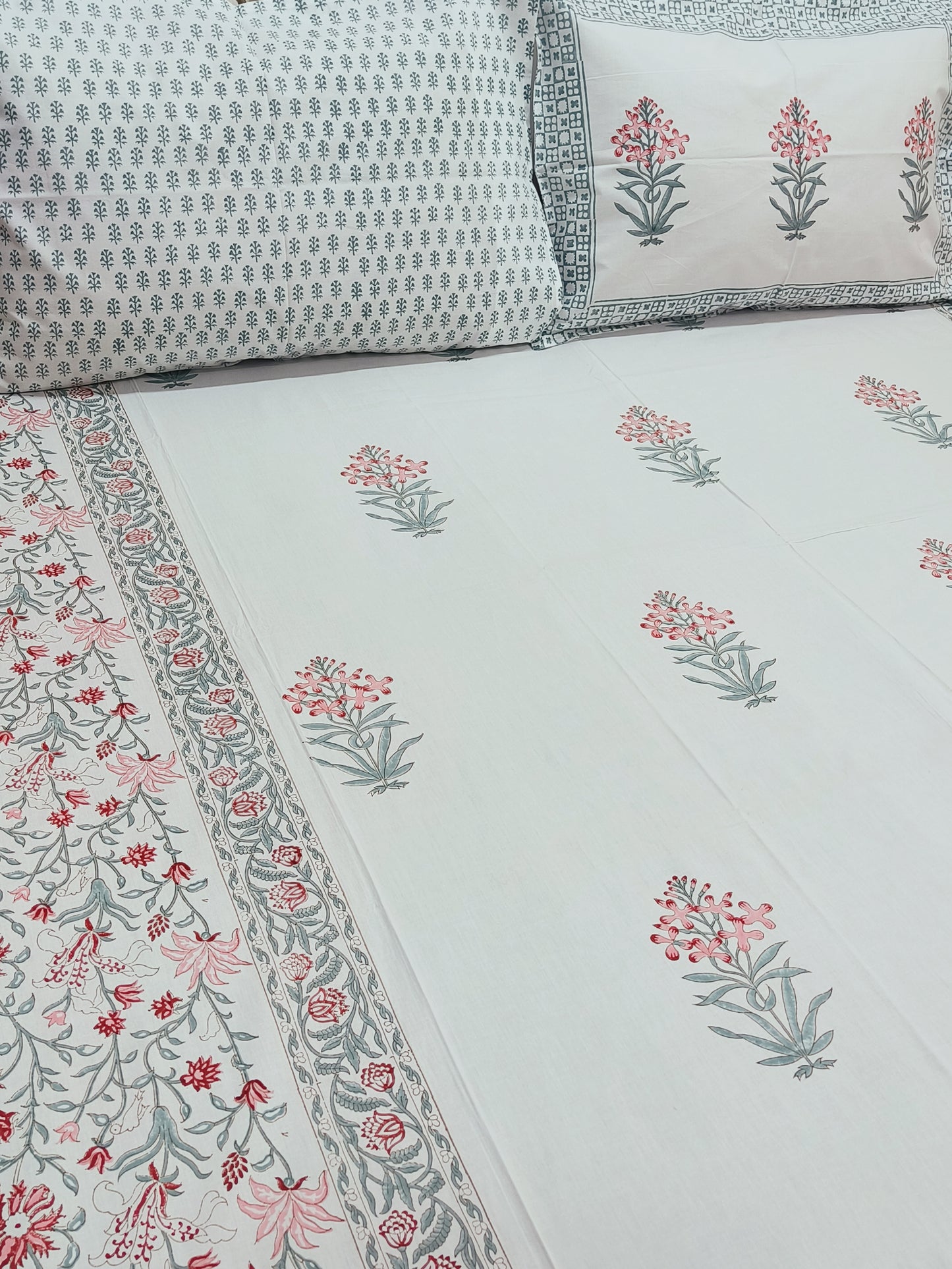 Handblock Printed Premium Bedsheets (Dispatch Time 24 Hours)