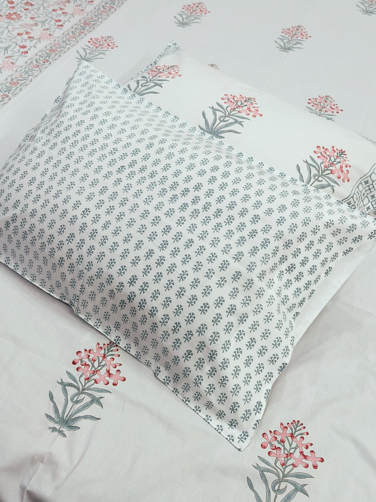 Handblock Printed Premium Bedsheets (Dispatch Time 24 Hours)