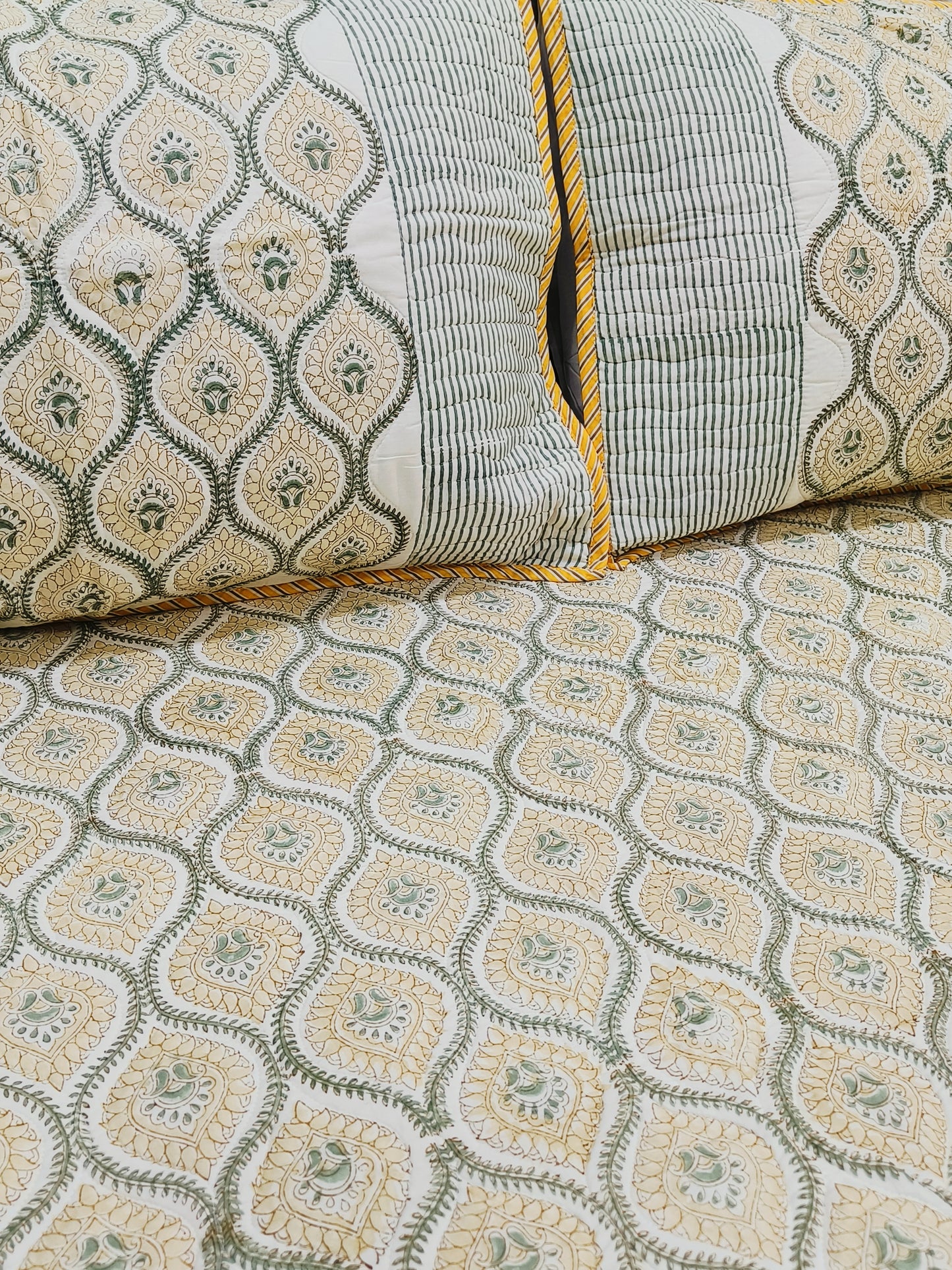Handblock Printed Premium Mulmul Bedcovers ( 108 *108 Inches)