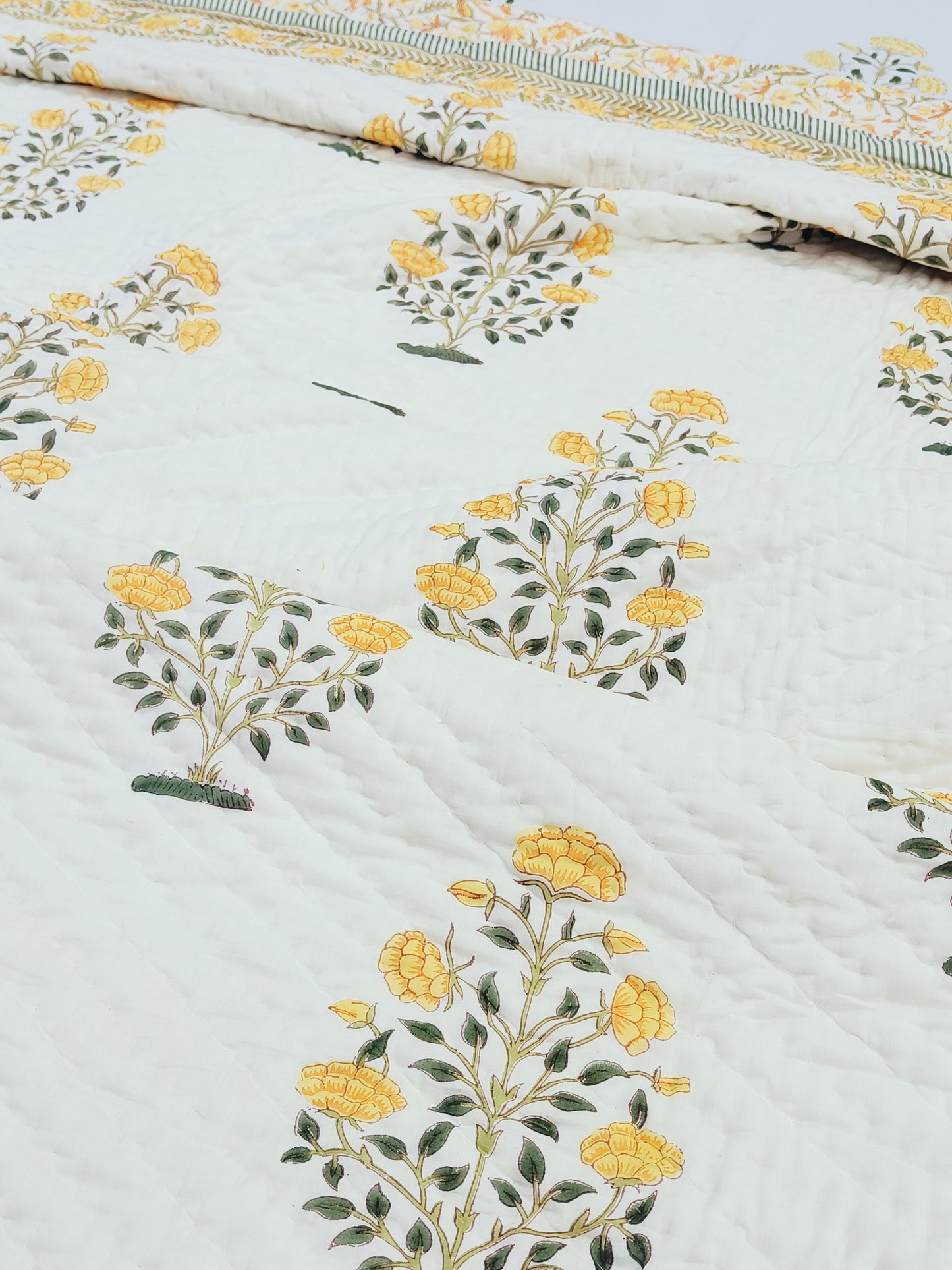 FRESH ARRIVAL Quilts (Double Bed)