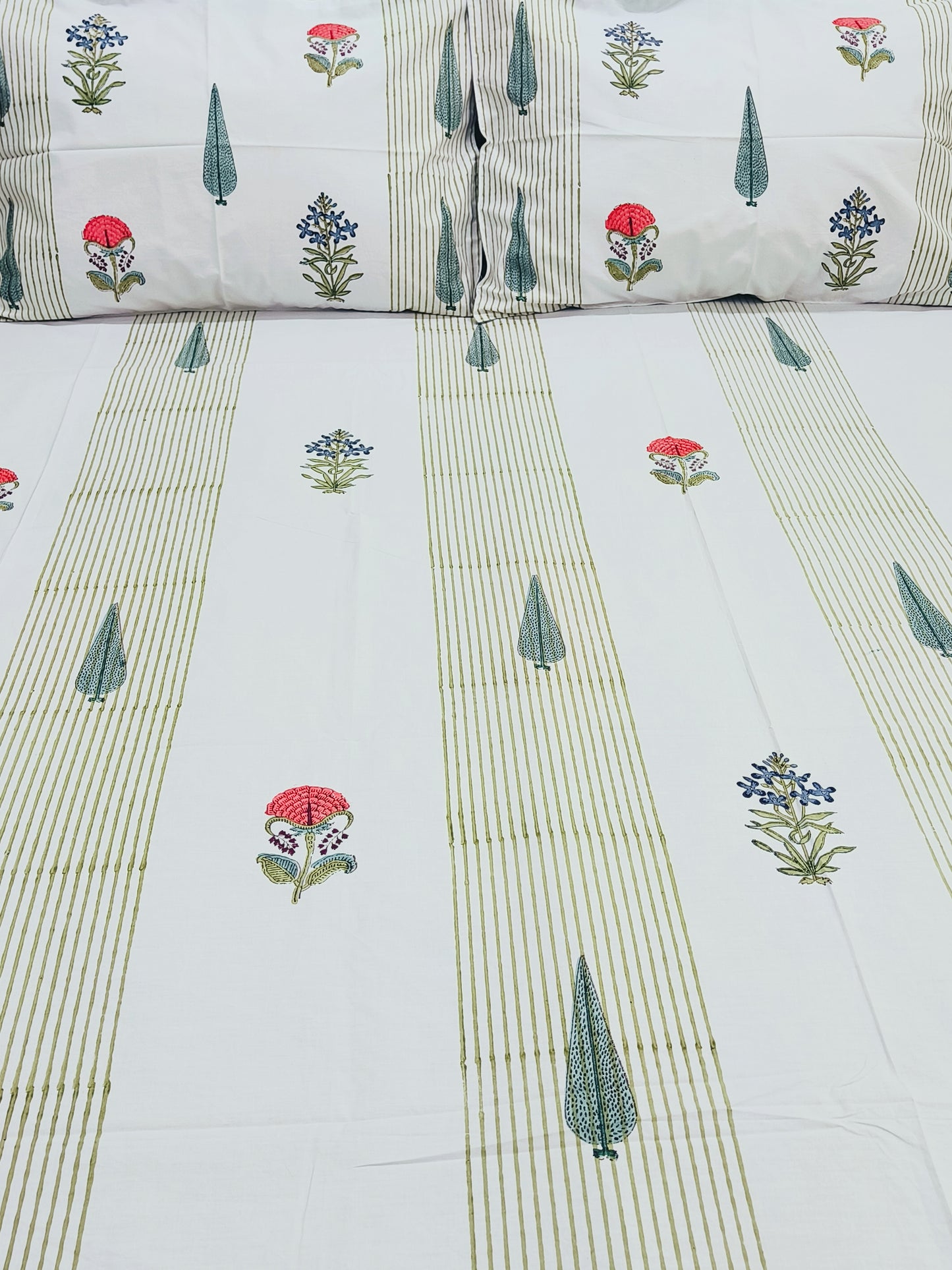 FRESH ARRIVAL Handblock Printed Premium Bedsheets(Dispatch Time 24 Hours)