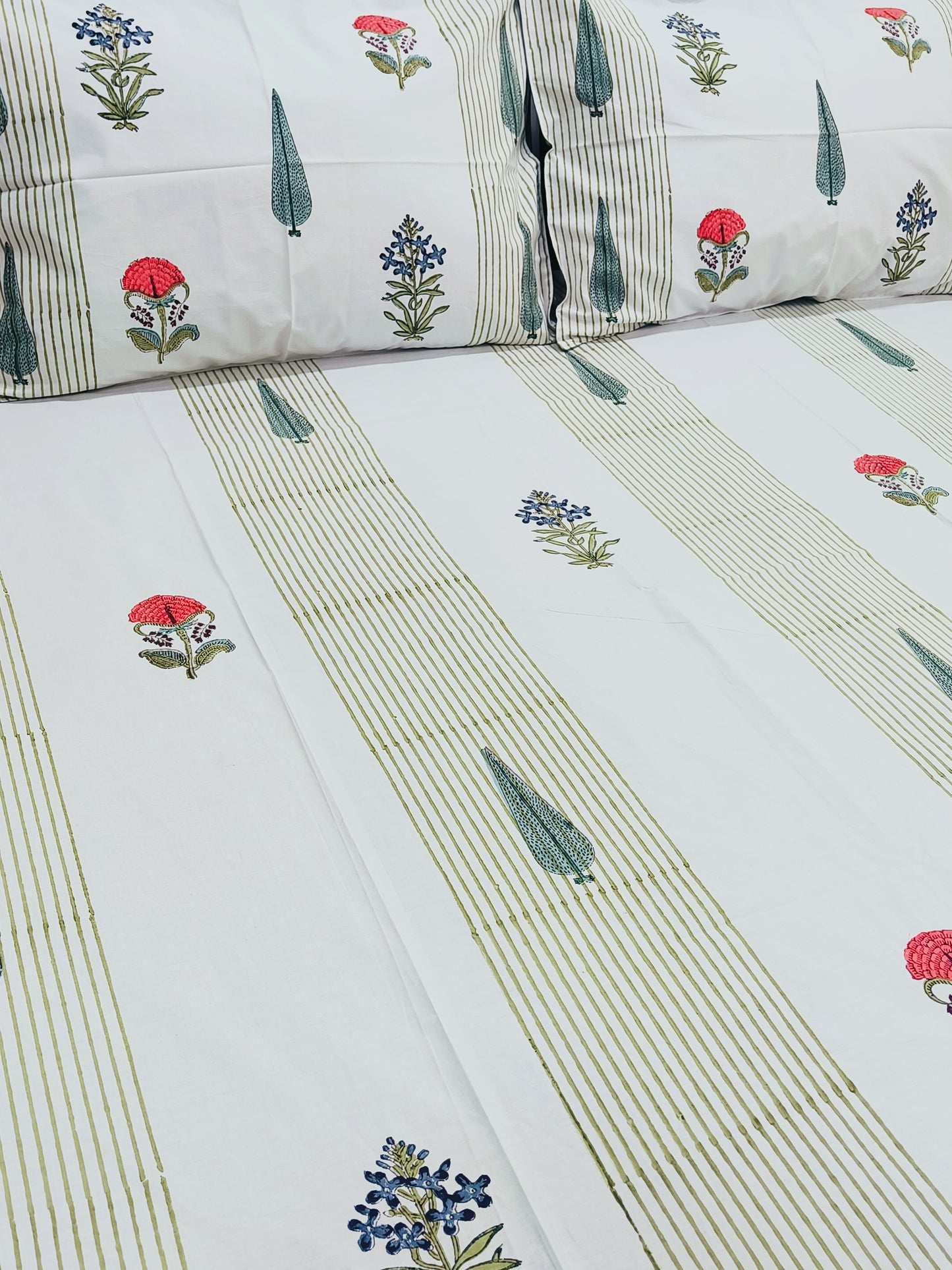 FRESH ARRIVAL Handblock Printed Premium Bedsheets(Dispatch Time 24 Hours)