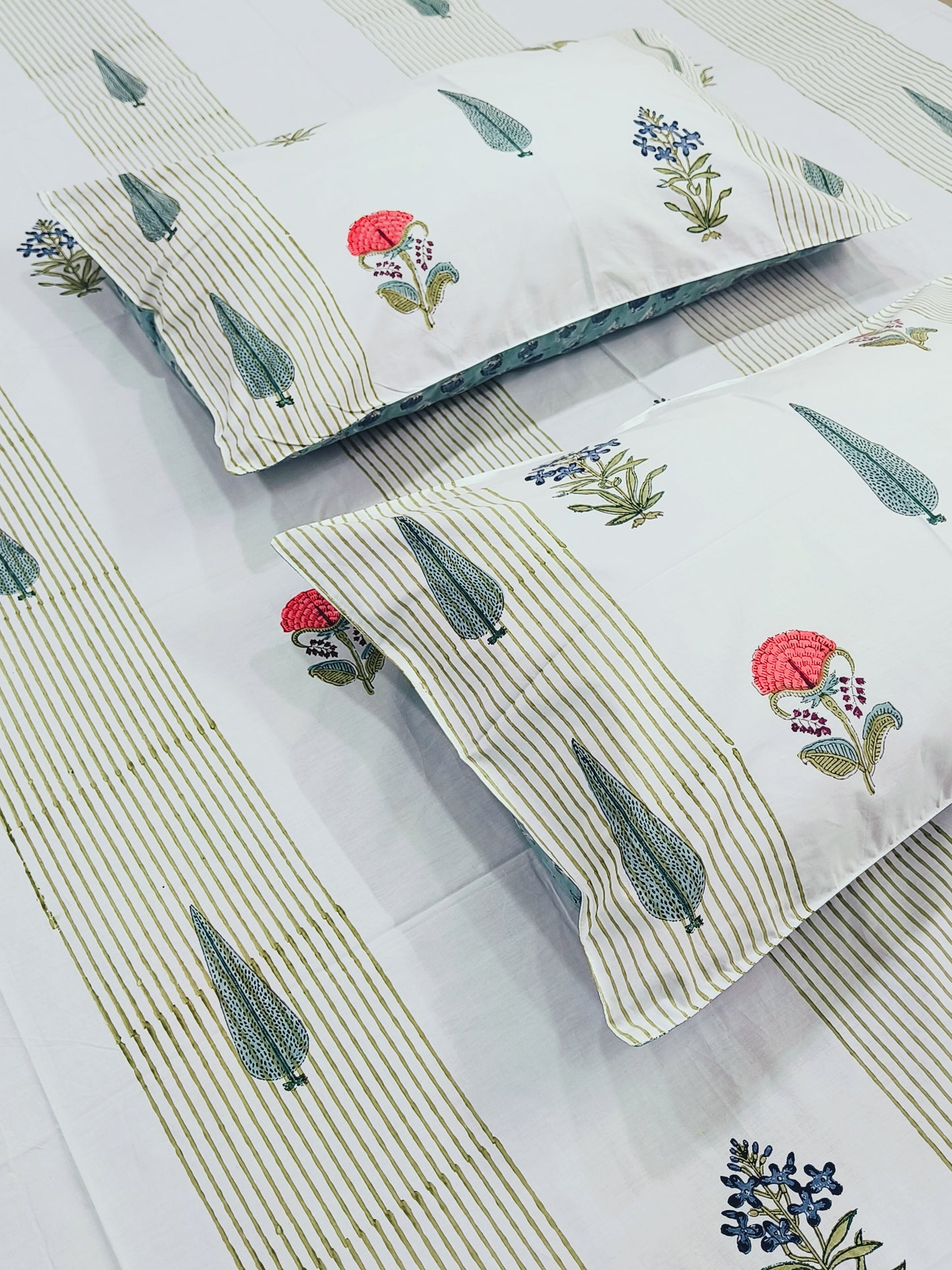 FRESH ARRIVAL Handblock Printed Premium Bedsheets(Dispatch Time 24 Hours)