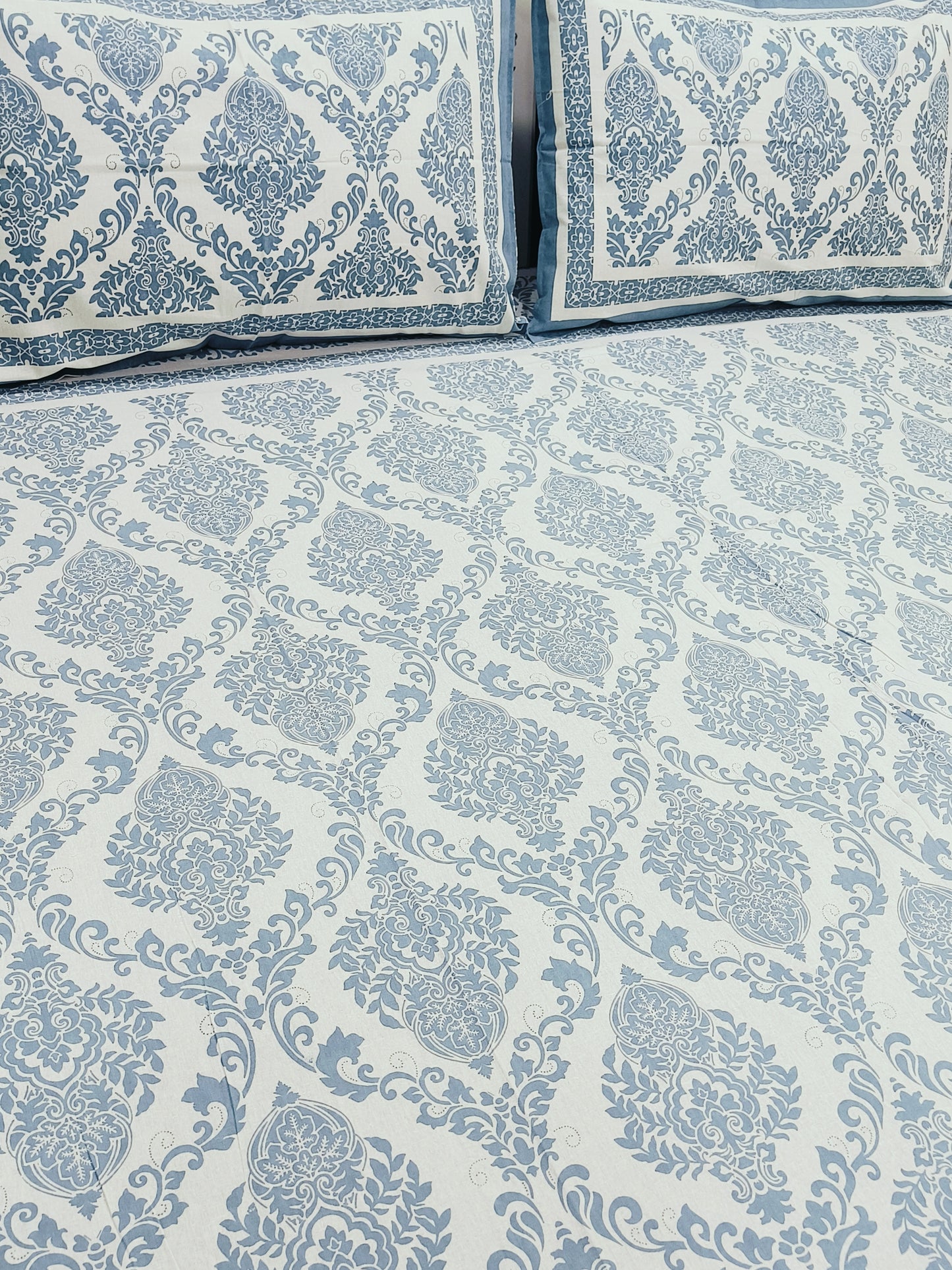 FRESH ARRIVALS Gulbahaar King Size Bedsheets