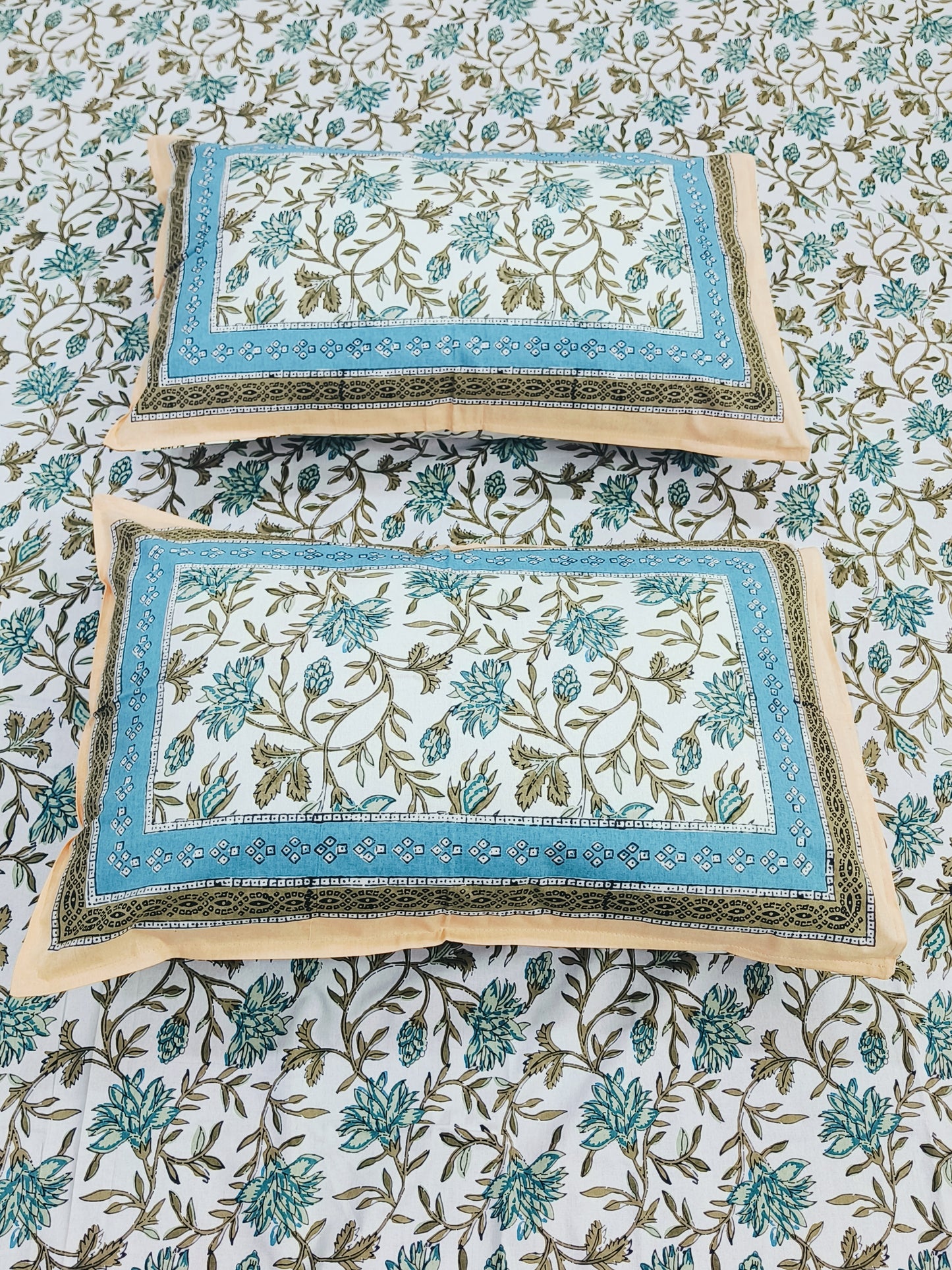 FRESH ARRIVALS Gulbahaar King Size Bedsheets