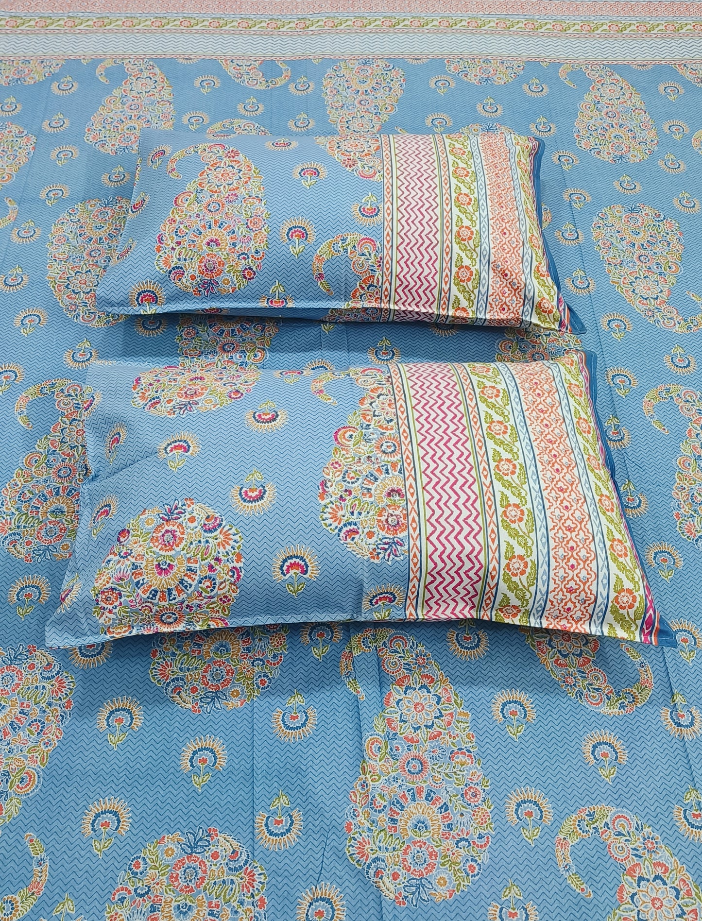 FRESH ARRIVALS Gulbahaar King Size Bedsheets