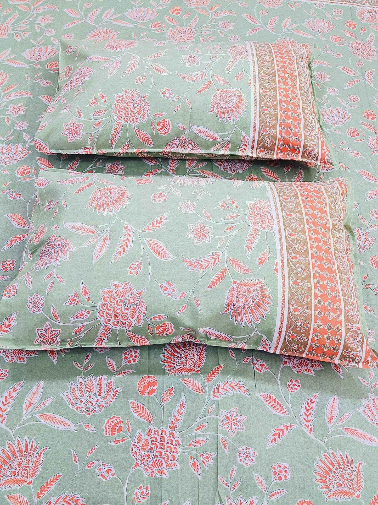 FRESH ARRIVALS Gulbahaar King Size Bedsheets(Dispatch Time 24 Hours)