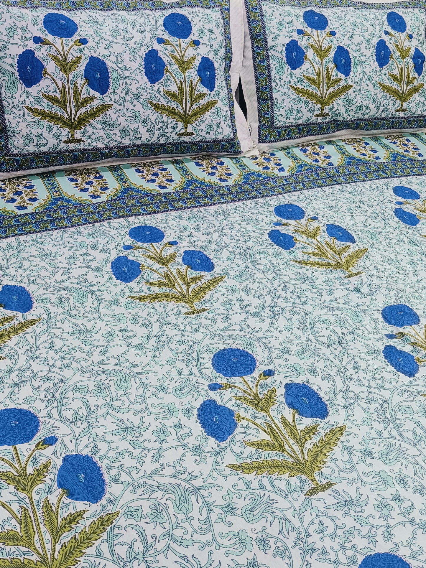 FRESH ARRIVALS Gulbahaar King Size Bedsheets(Dispatch Time 24 Hours)