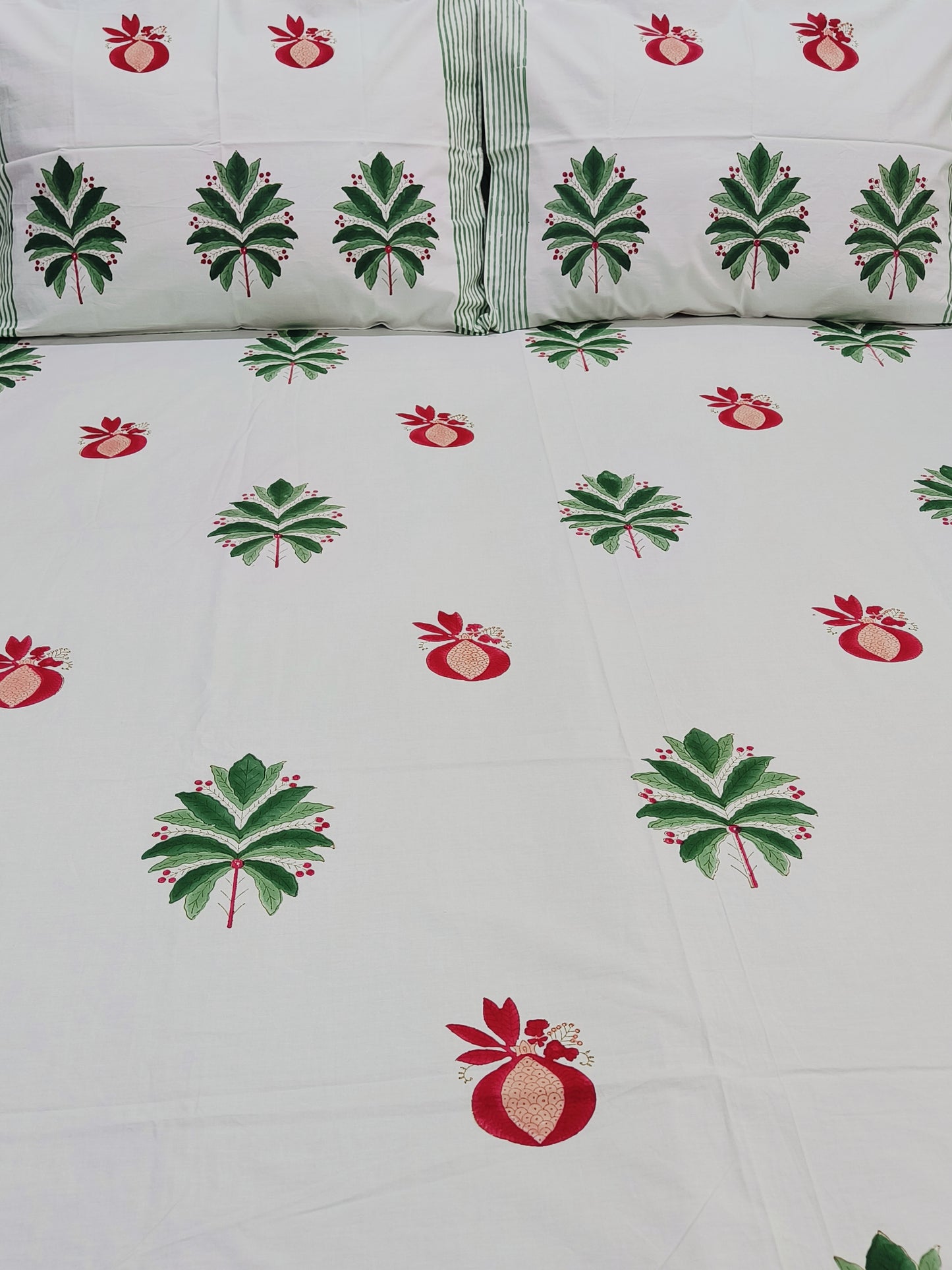 QUEEN Fitted Sheet