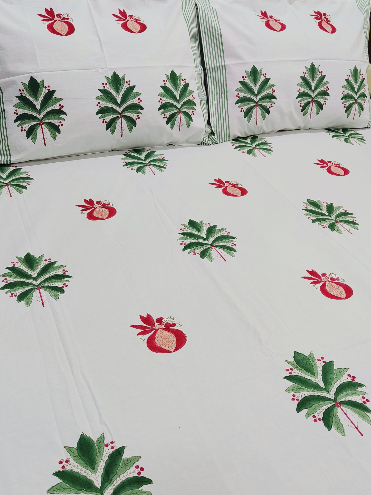 QUEEN Fitted Sheet