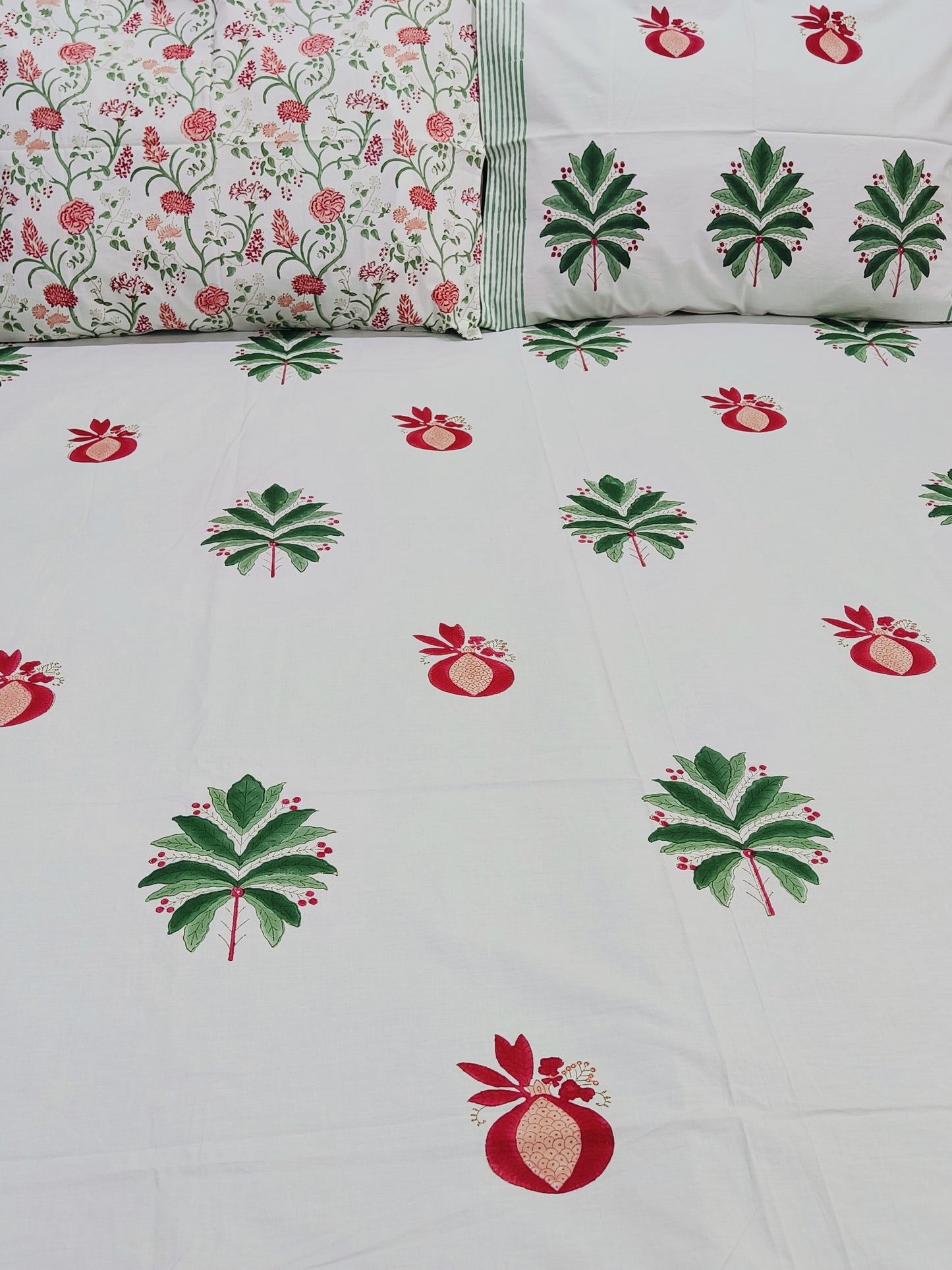 QUEEN Fitted Sheet