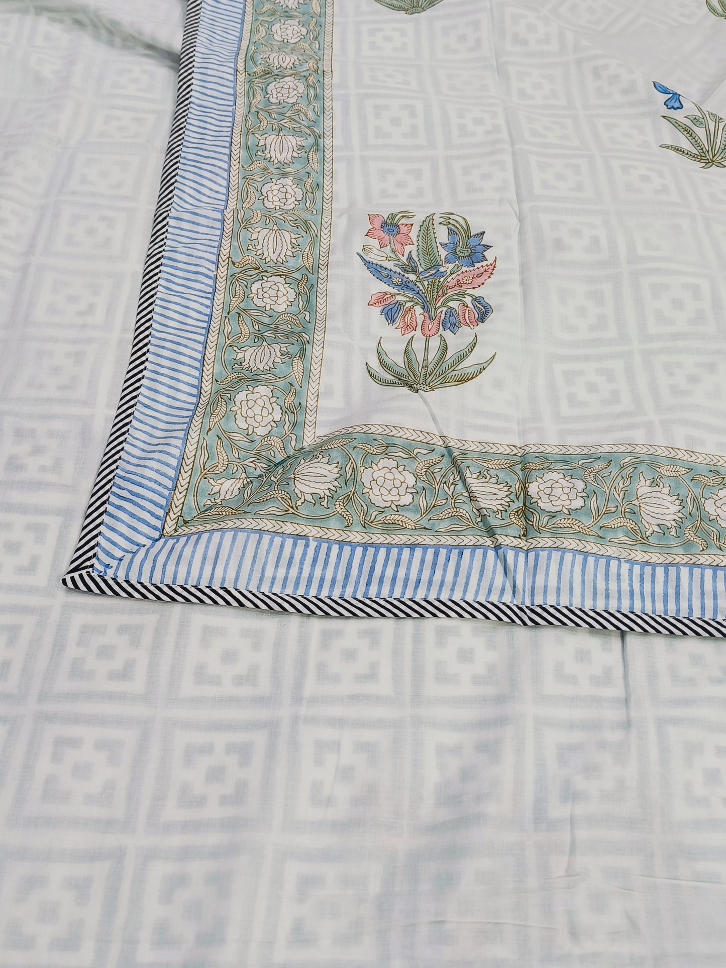 FRESH ARRIVAL Handblock Printed Premium Double Bed Dohars