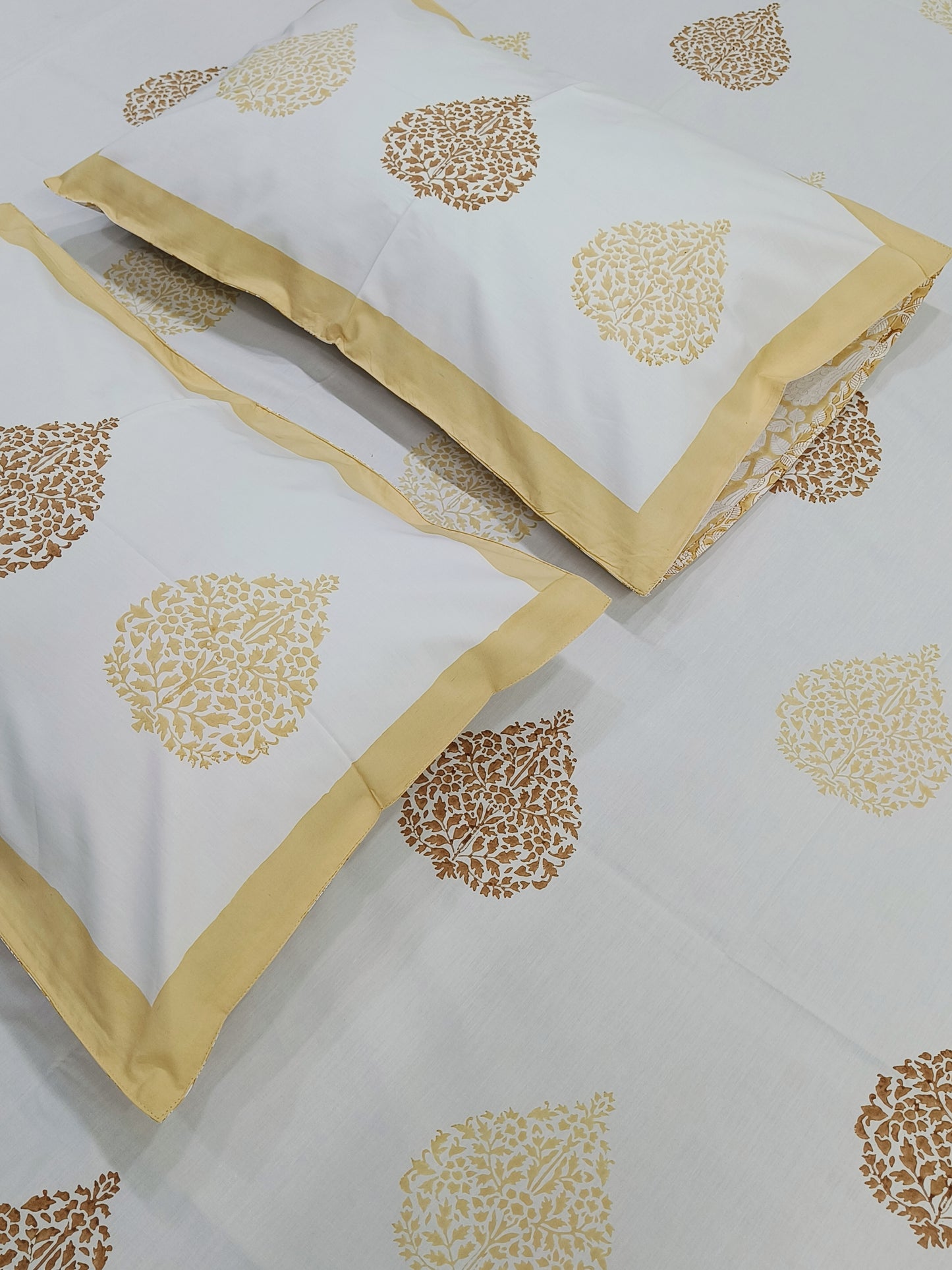 QUEEN Fitted Sheet