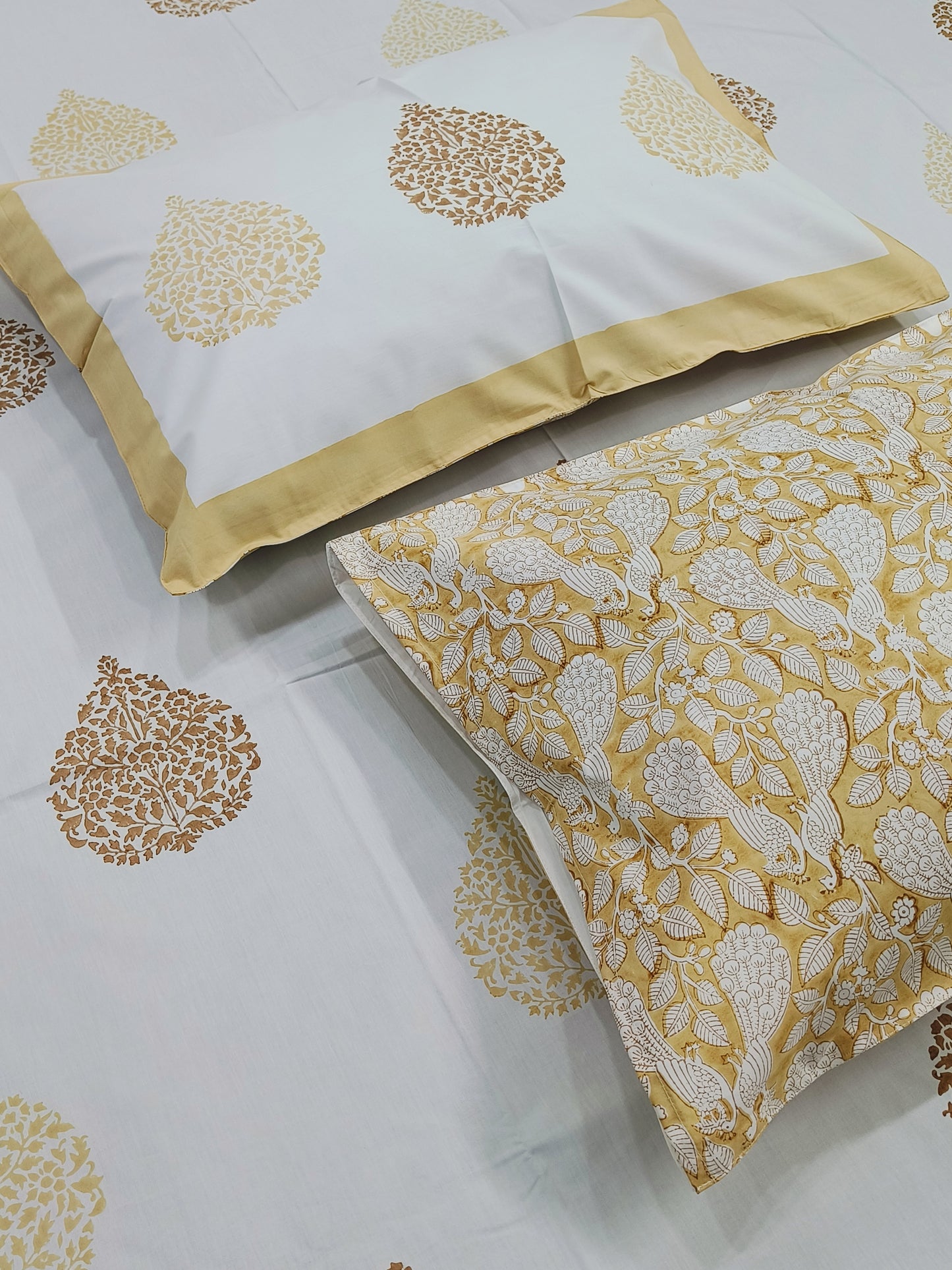 QUEEN Fitted Sheet