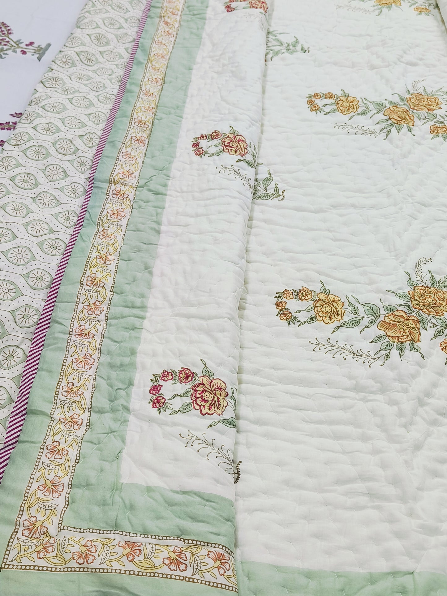 FRESH ARRIVAL Quilts (Double Bed)
